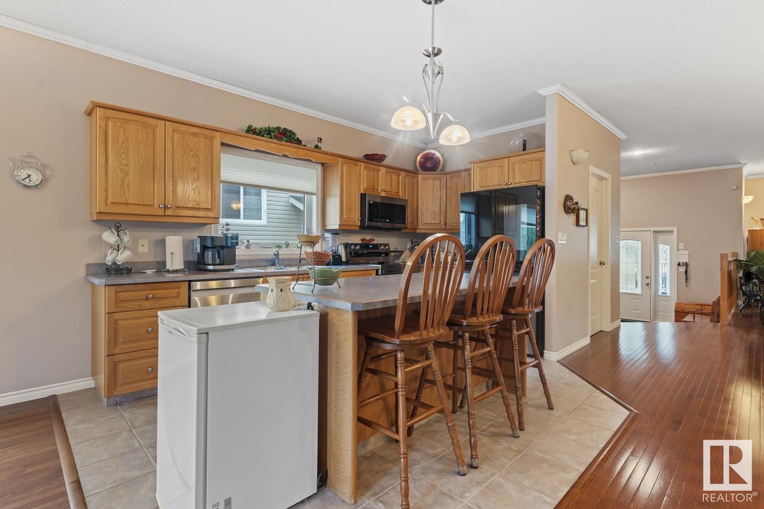 609 26 STREET ST Image 16