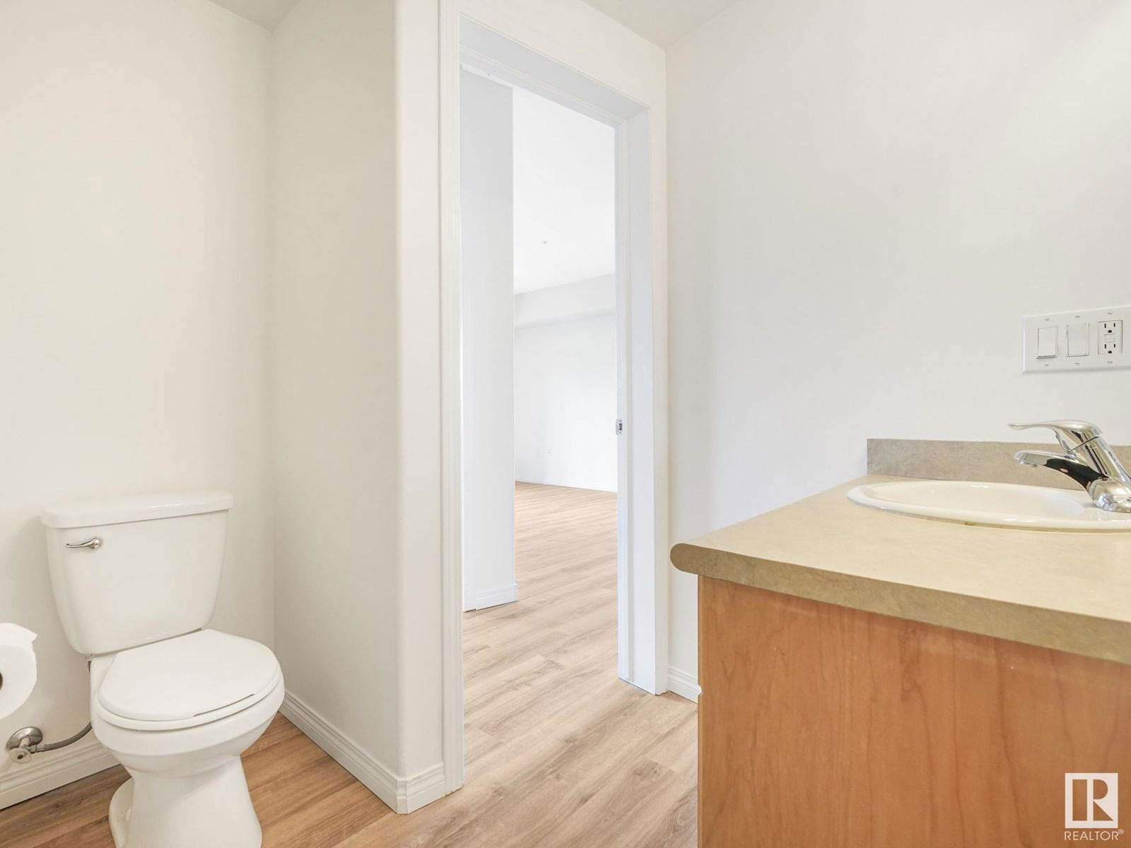 #209 - 105 WEST HAVEN DR Image 21