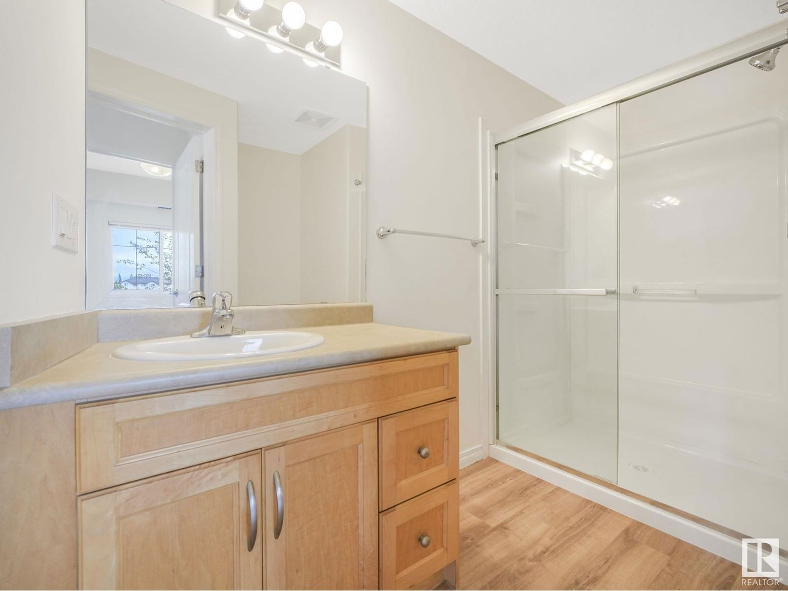 #209 - 105 WEST HAVEN DR Image 22