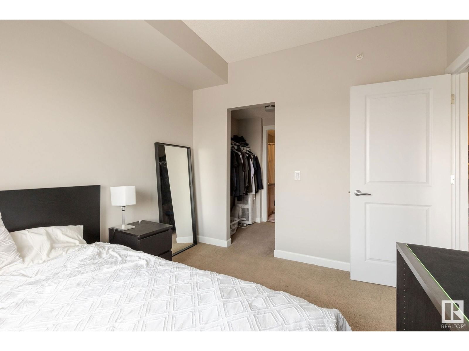 #409 - 3715 WHITELAW LN Image 12