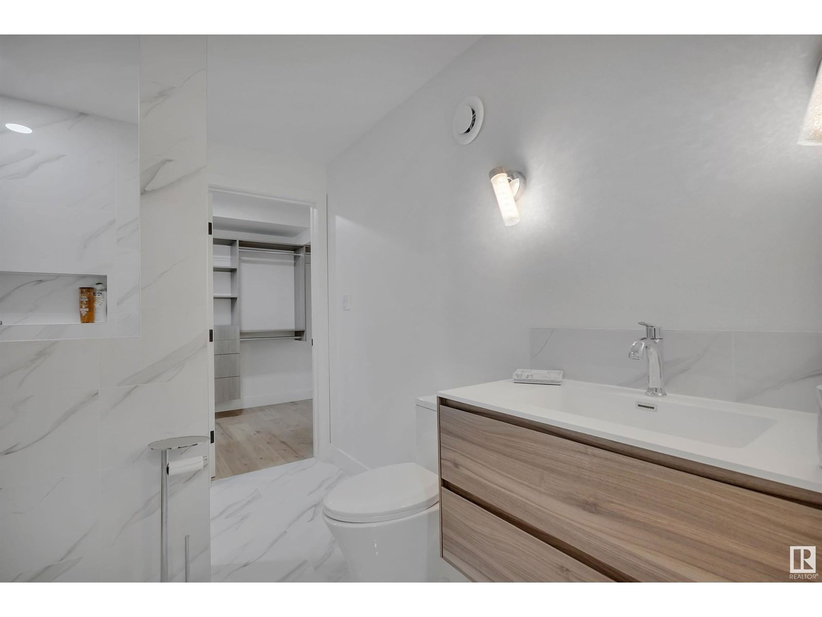 NW - 13515 67 ST Image 37