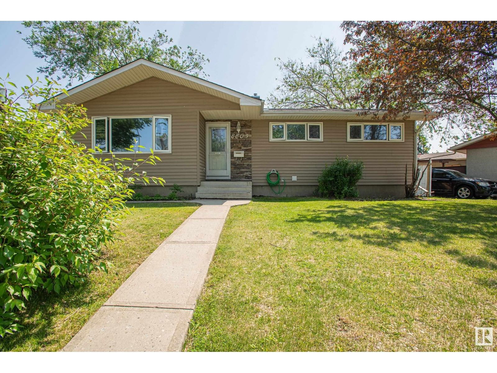NW - 8803 160 ST Image 1