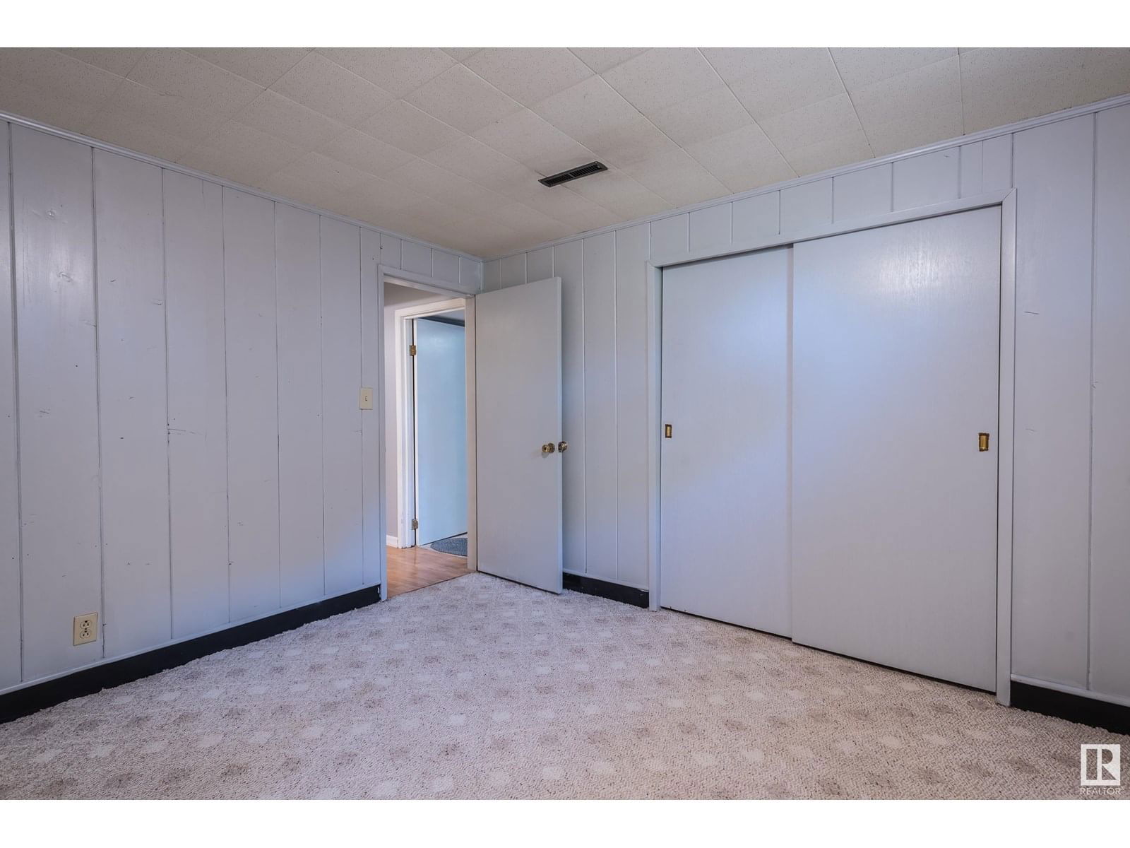 NW - 8803 160 ST Image 38