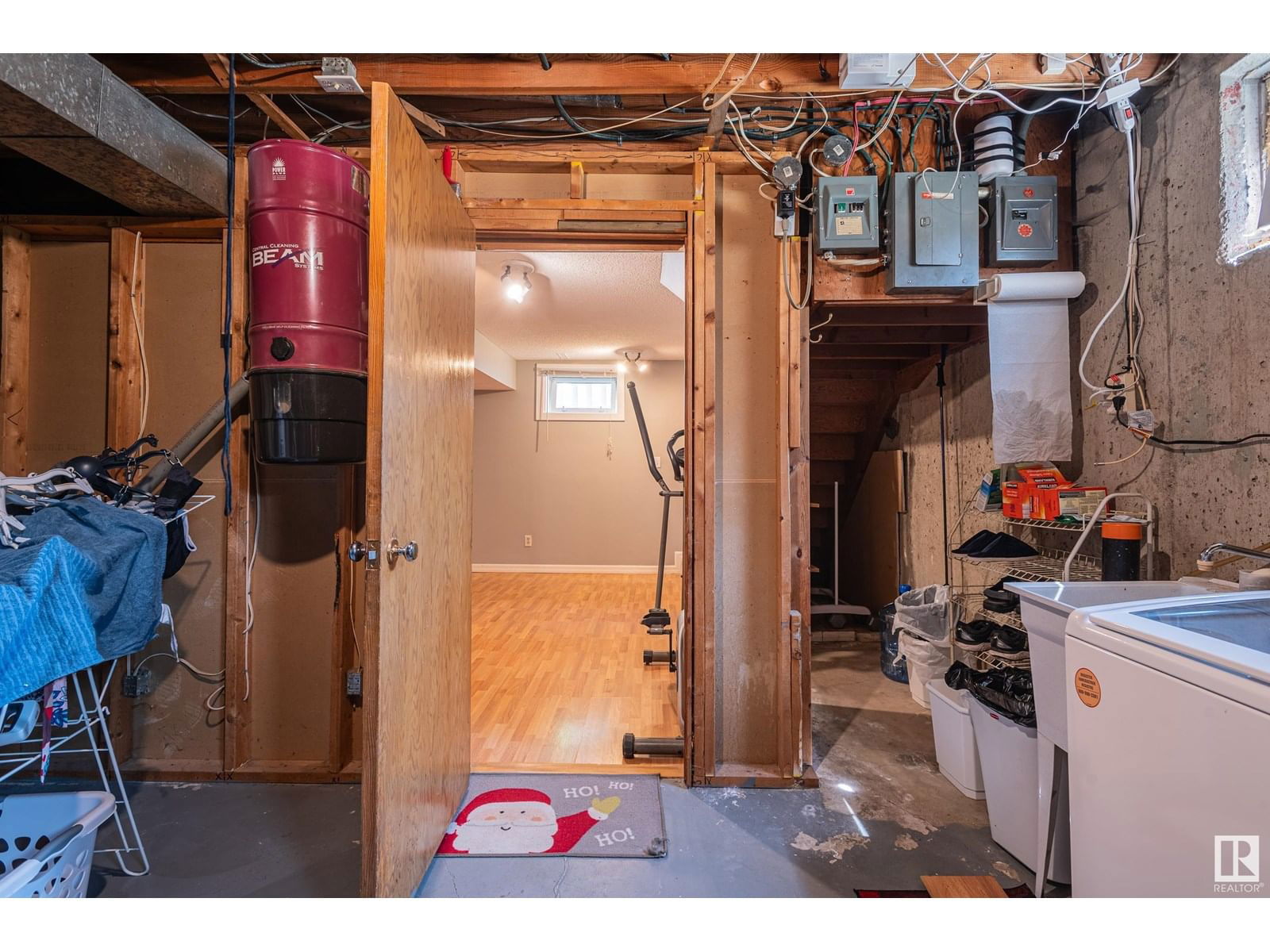 NW - 8803 160 ST Image 43