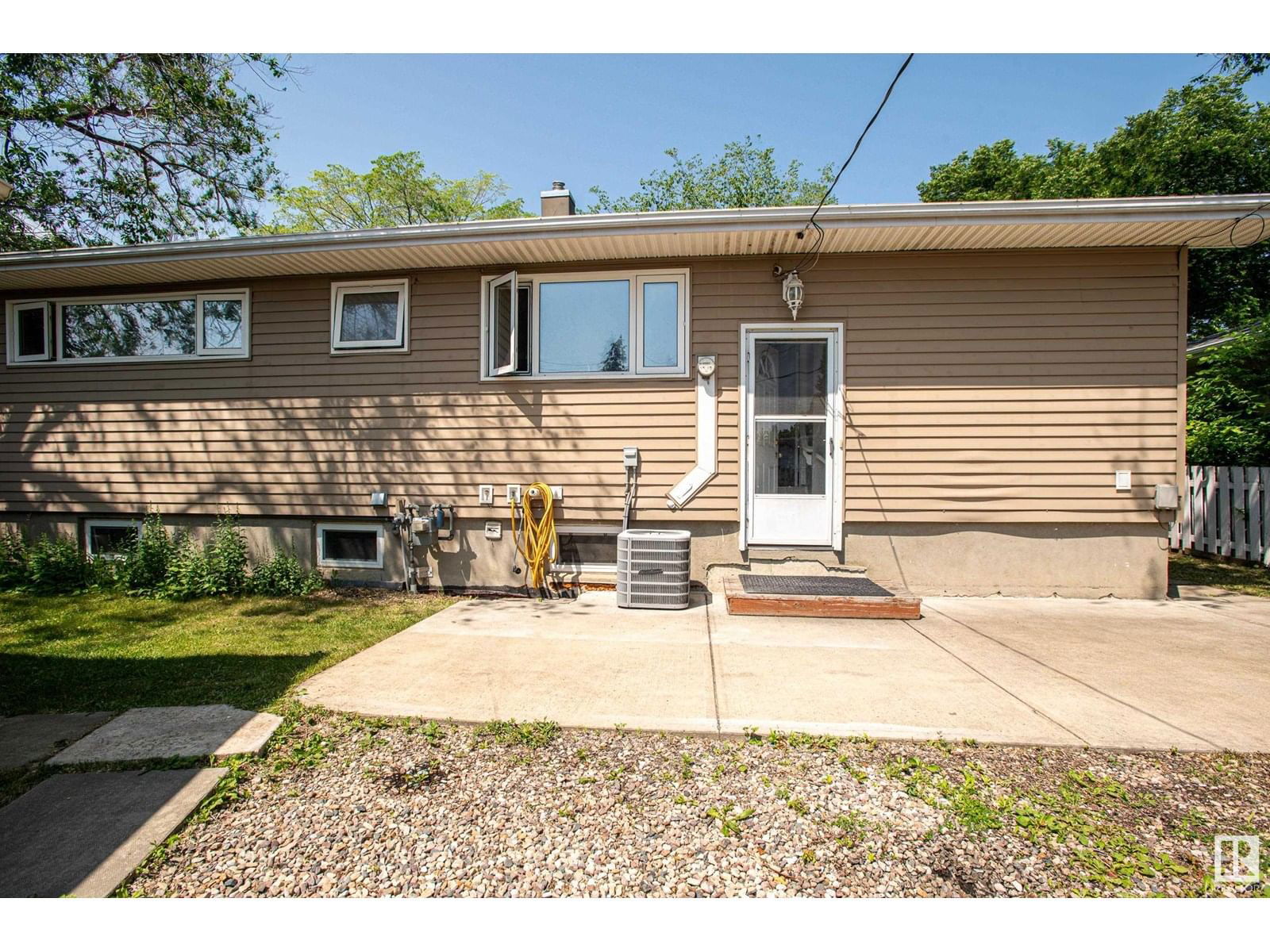 NW - 8803 160 ST Image 48