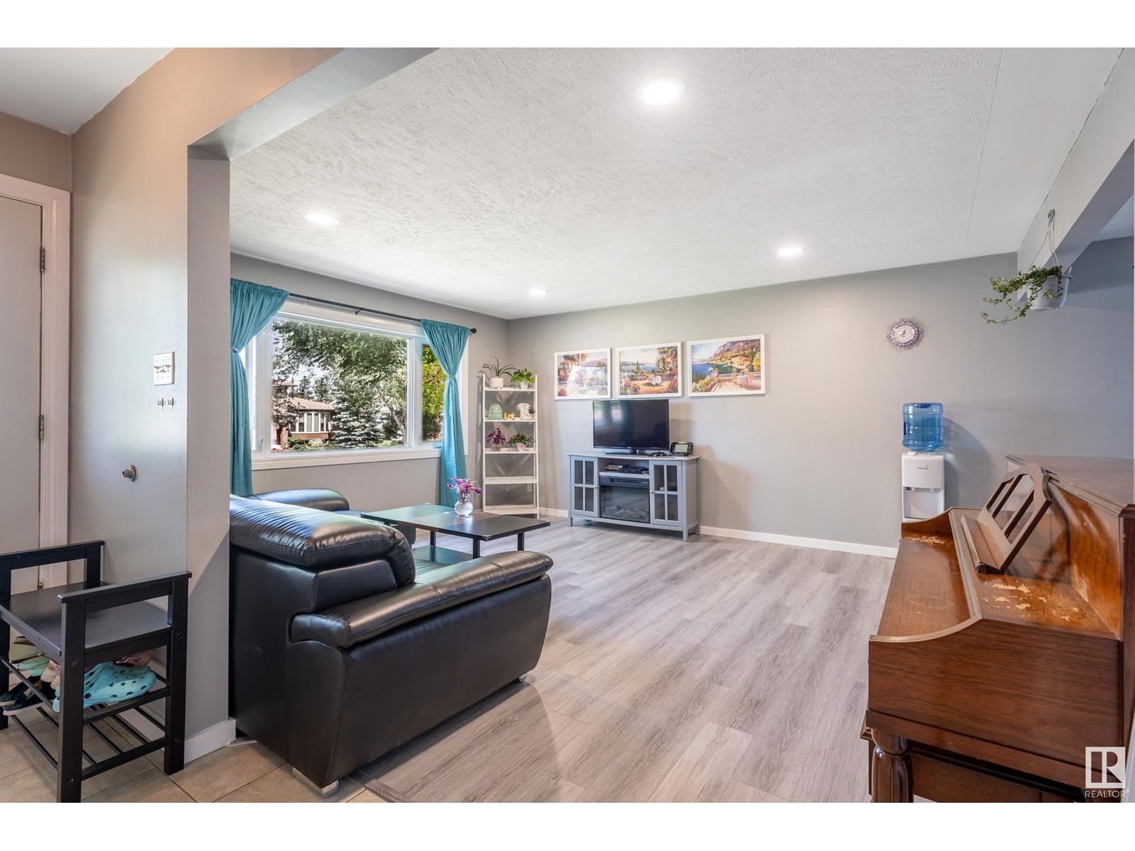 NW - 8803 160 ST Image 6