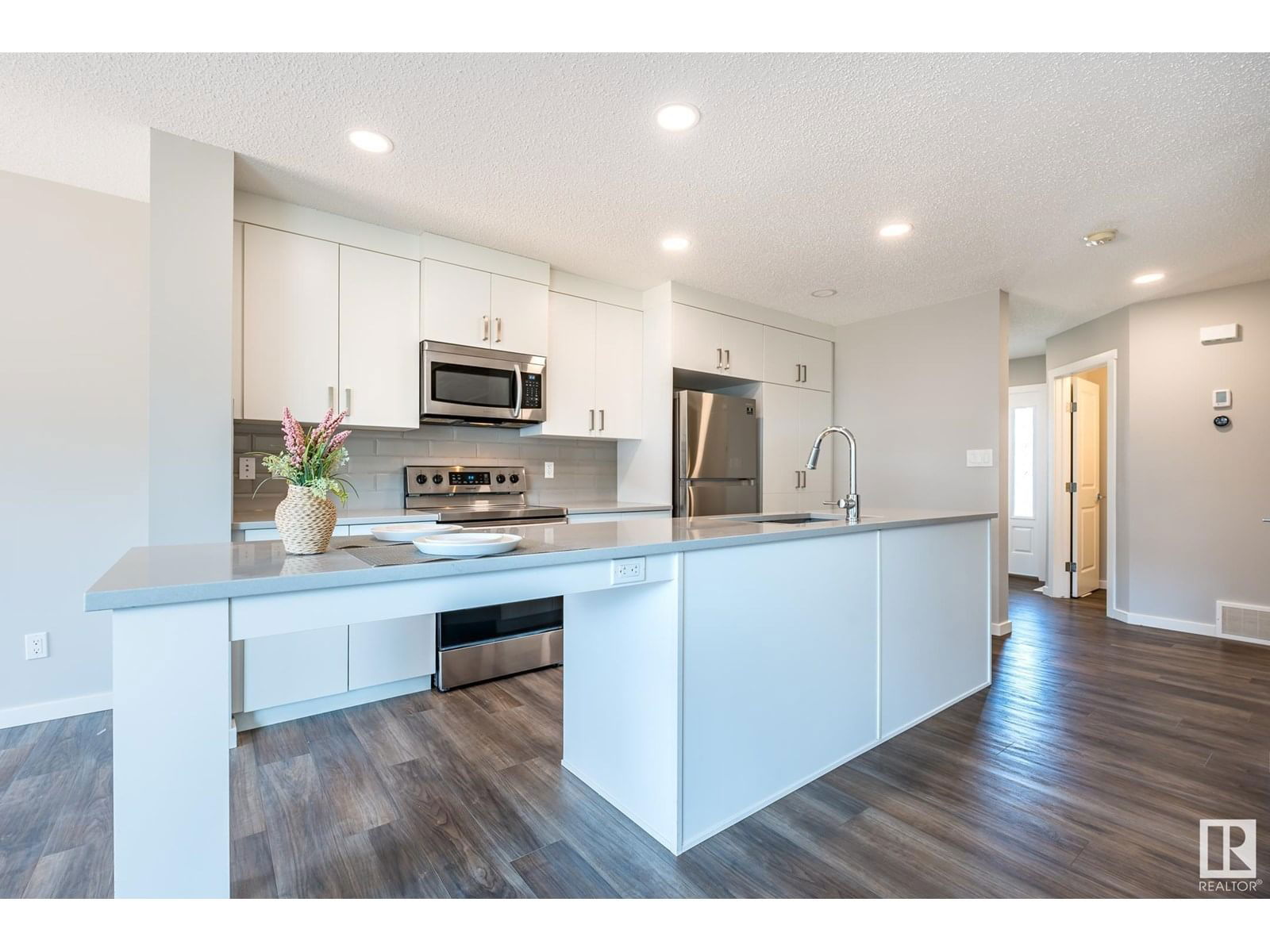 Primary Property View