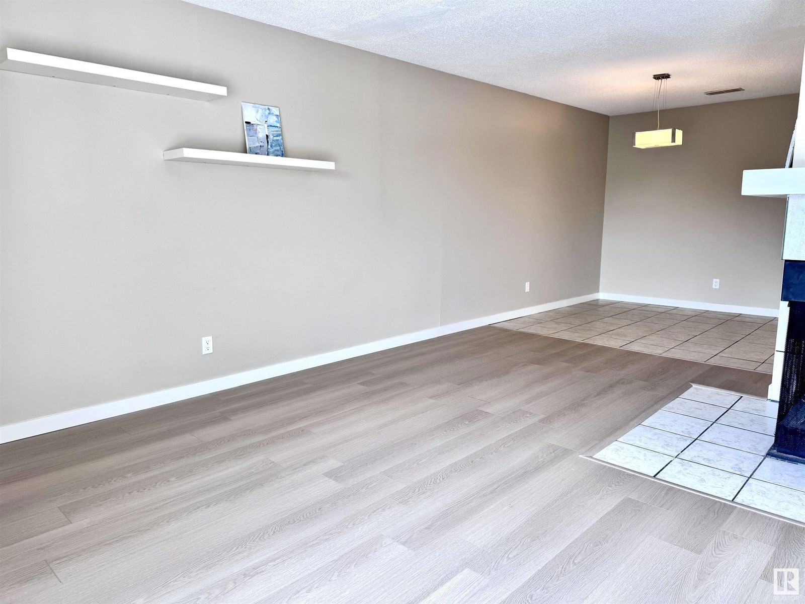 #6 - 2204 118 ST Image 11