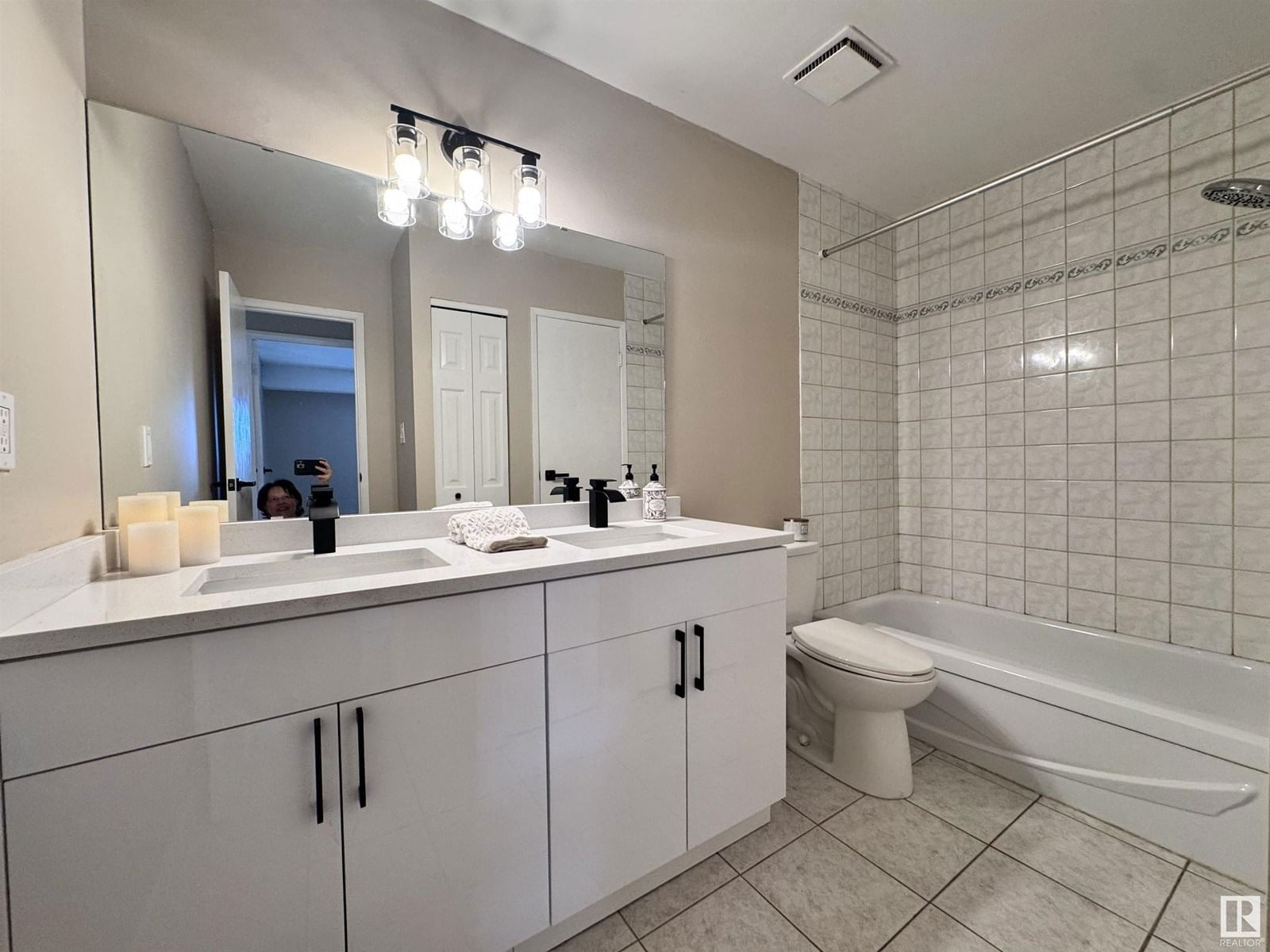 #6 - 2204 118 ST Image 16