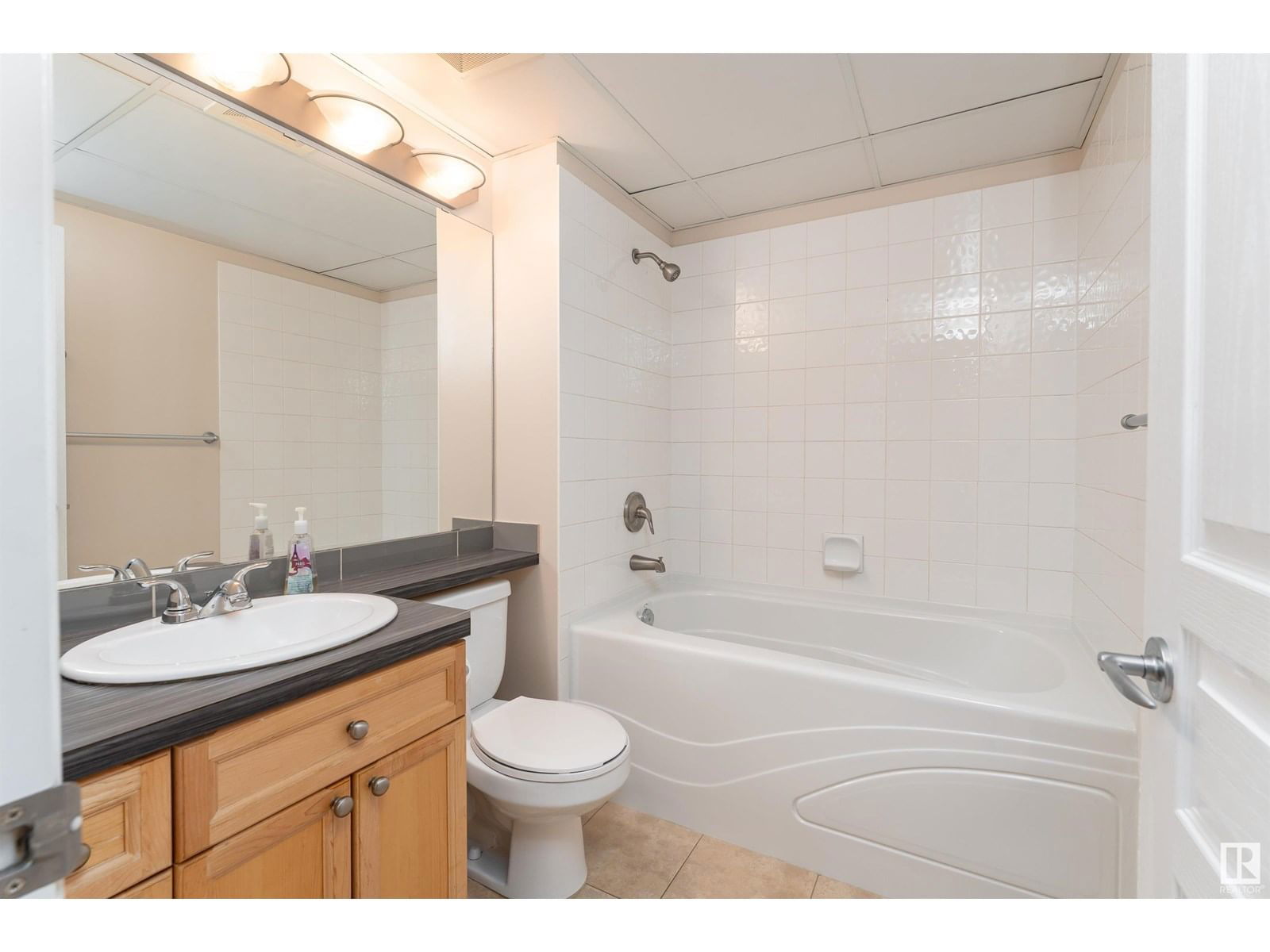 10319 - 903 111 ST NW Image 20