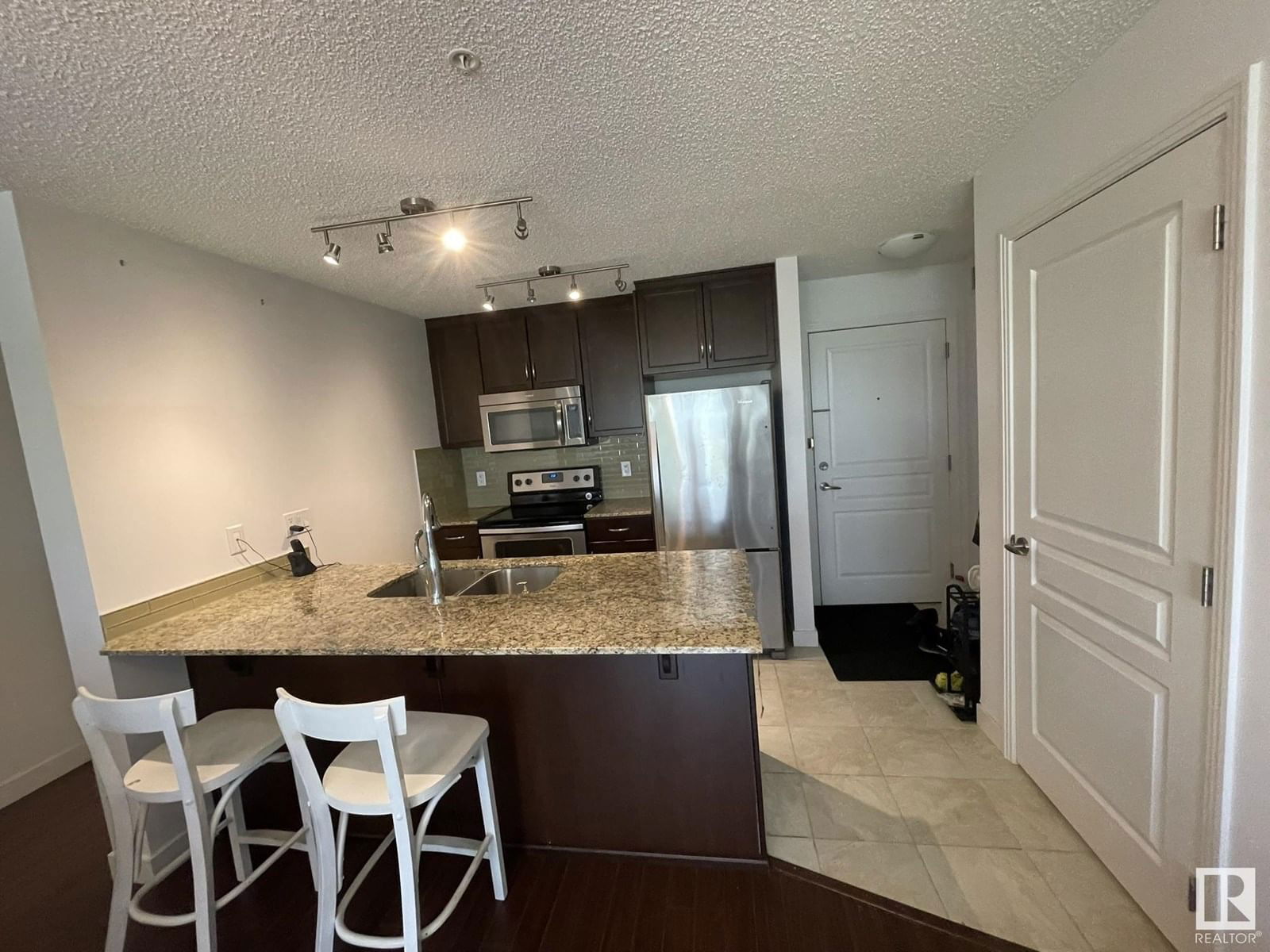 207 - 7021 SOUTH TERWILLEGAR DR Image 18