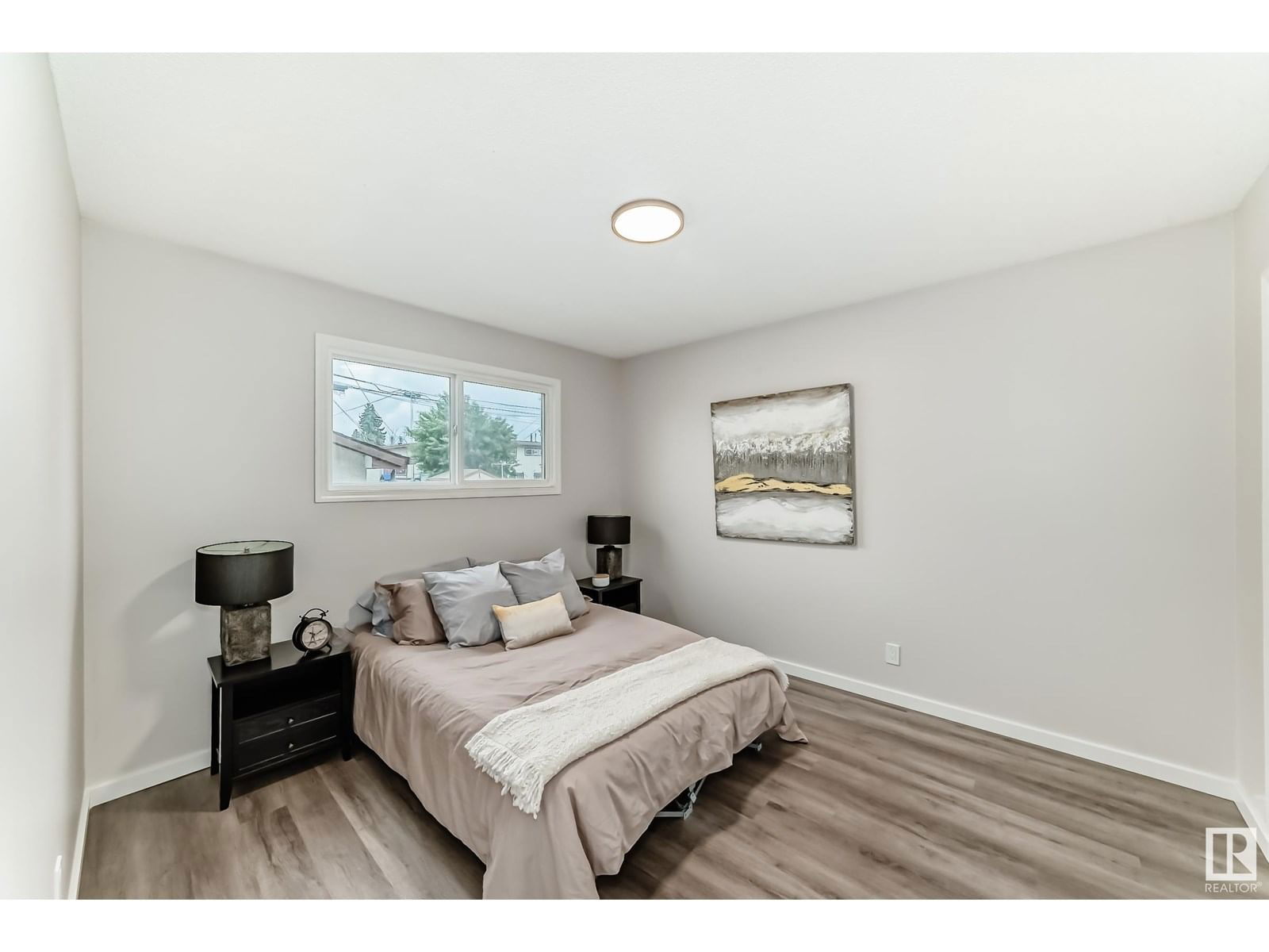 8405 134 AV Image 17