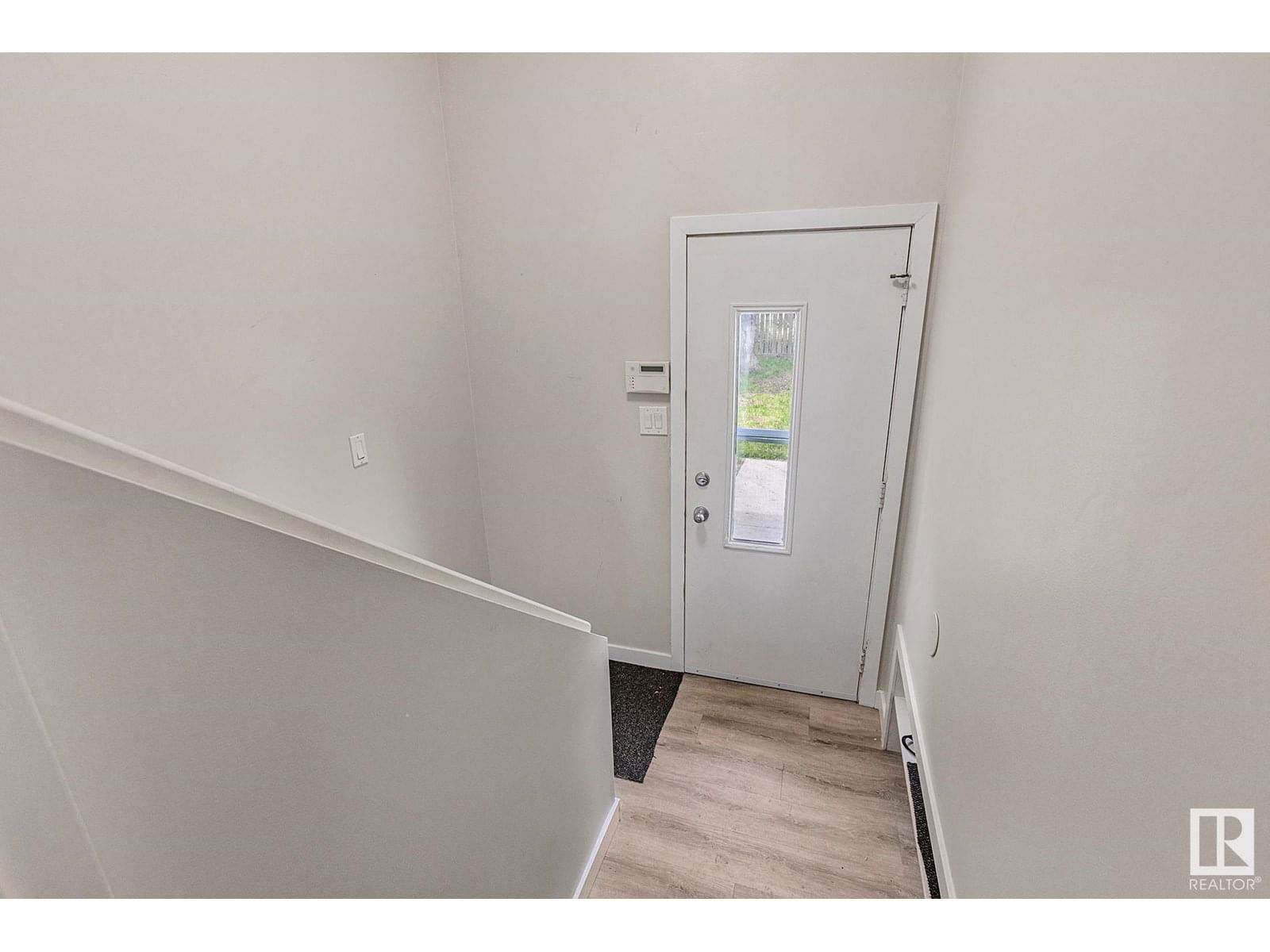 NW - 512 KNOTTWOOD W Image 24