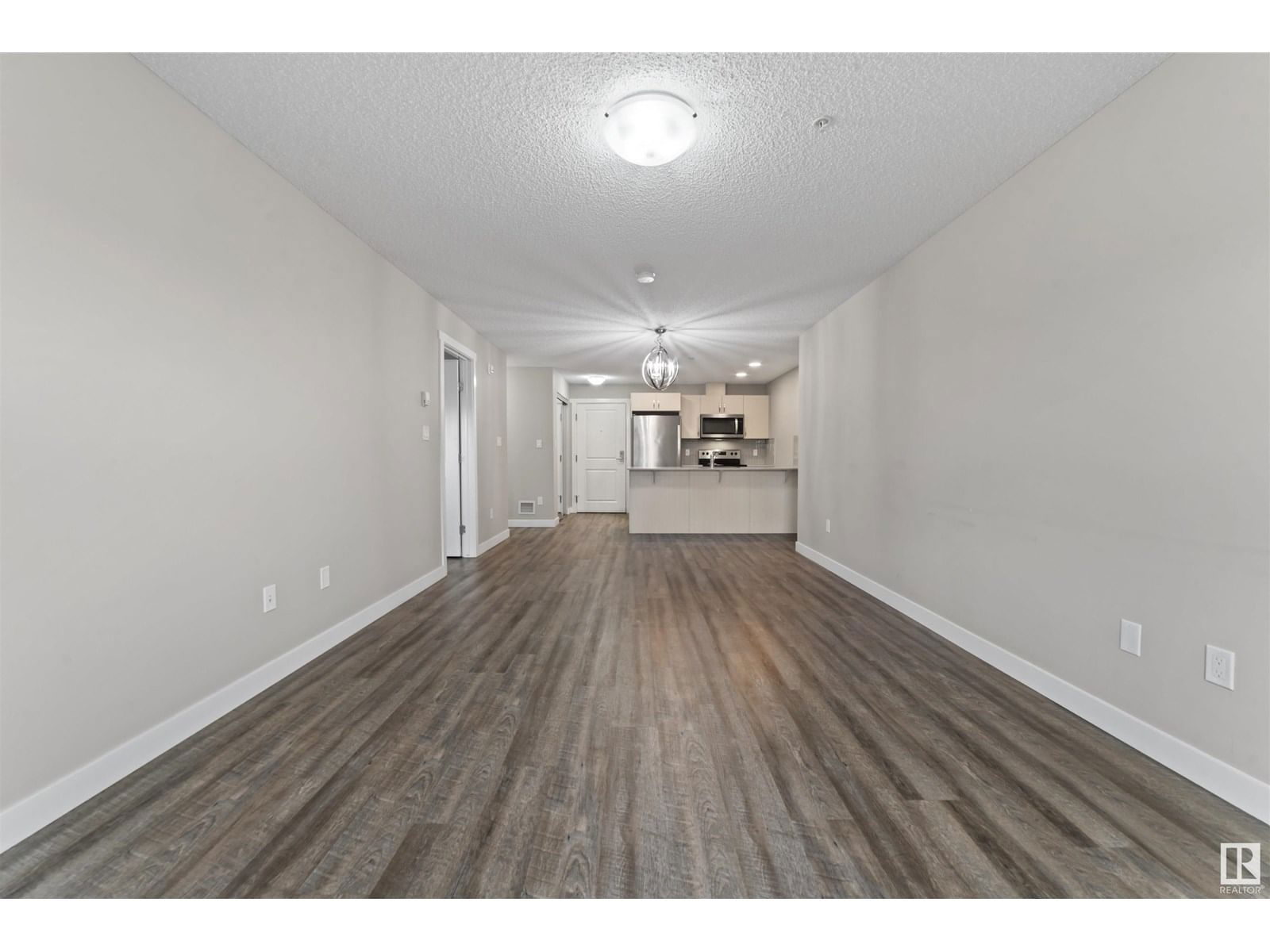 310 - 1506 TAMARACK BV Image 11
