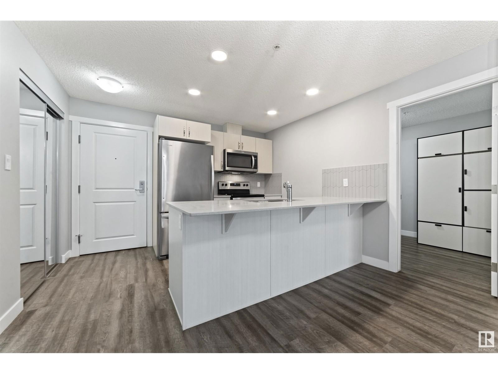 310 - 1506 TAMARACK BV Image 28