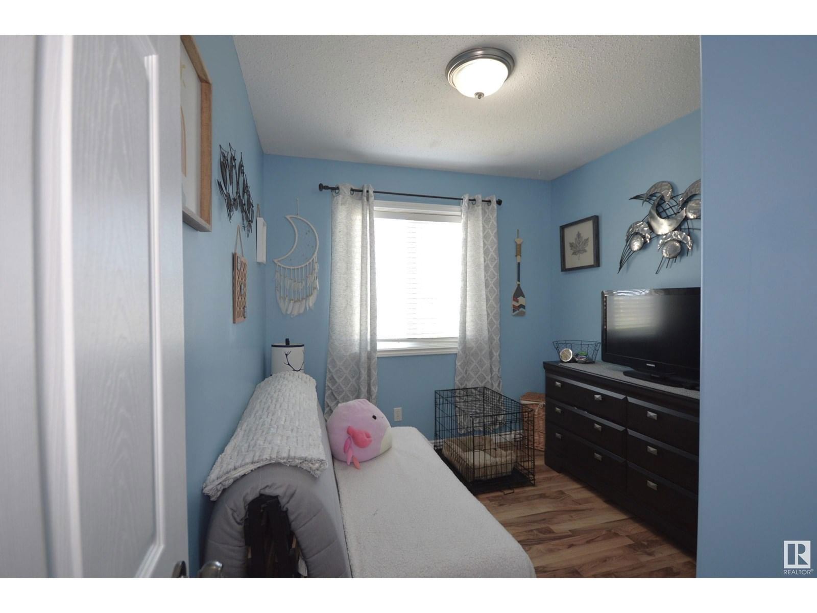 4716 39 ST Image 21
