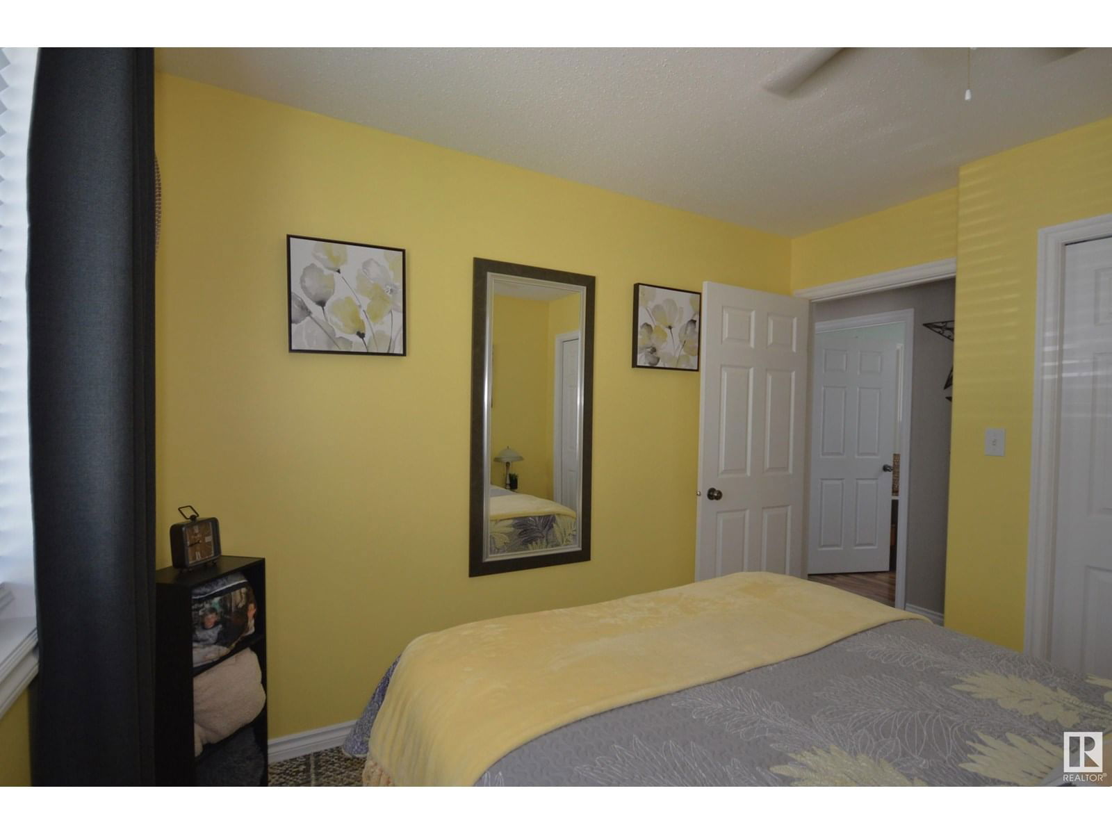 4716 39 ST Image 23