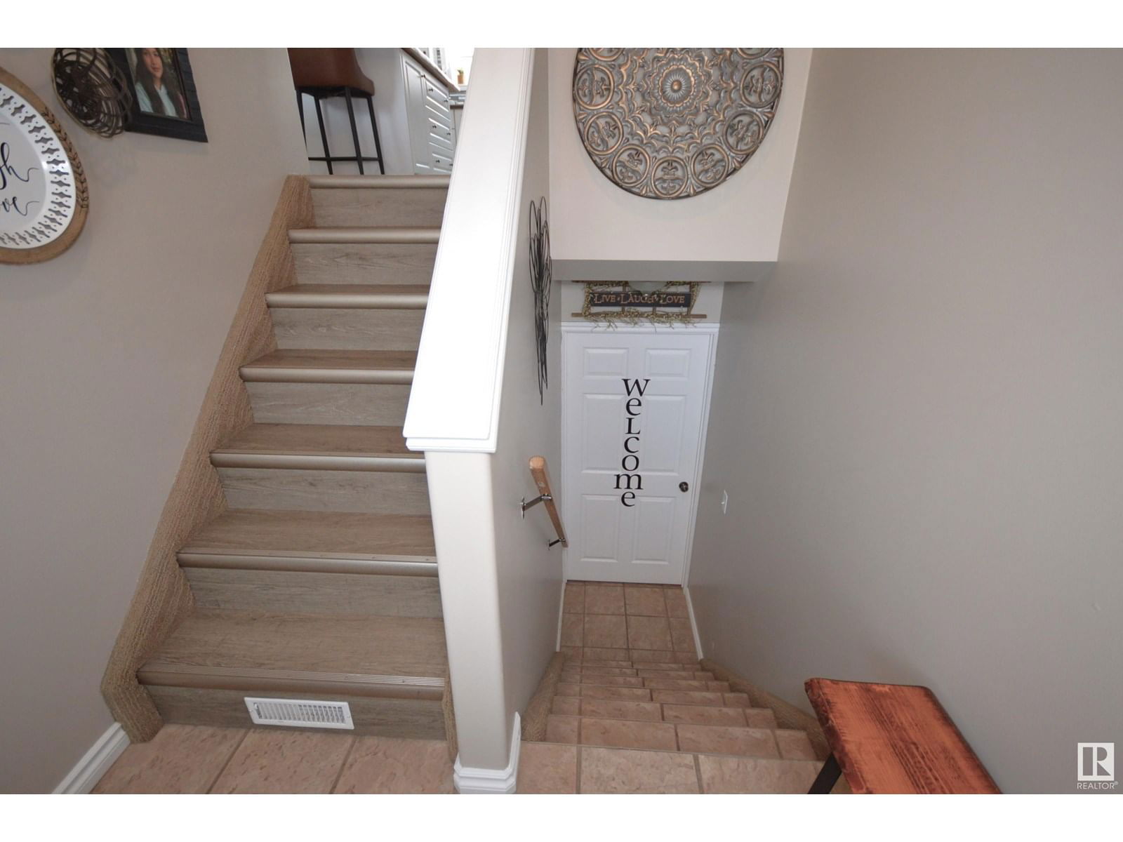 4716 39 ST Image 29