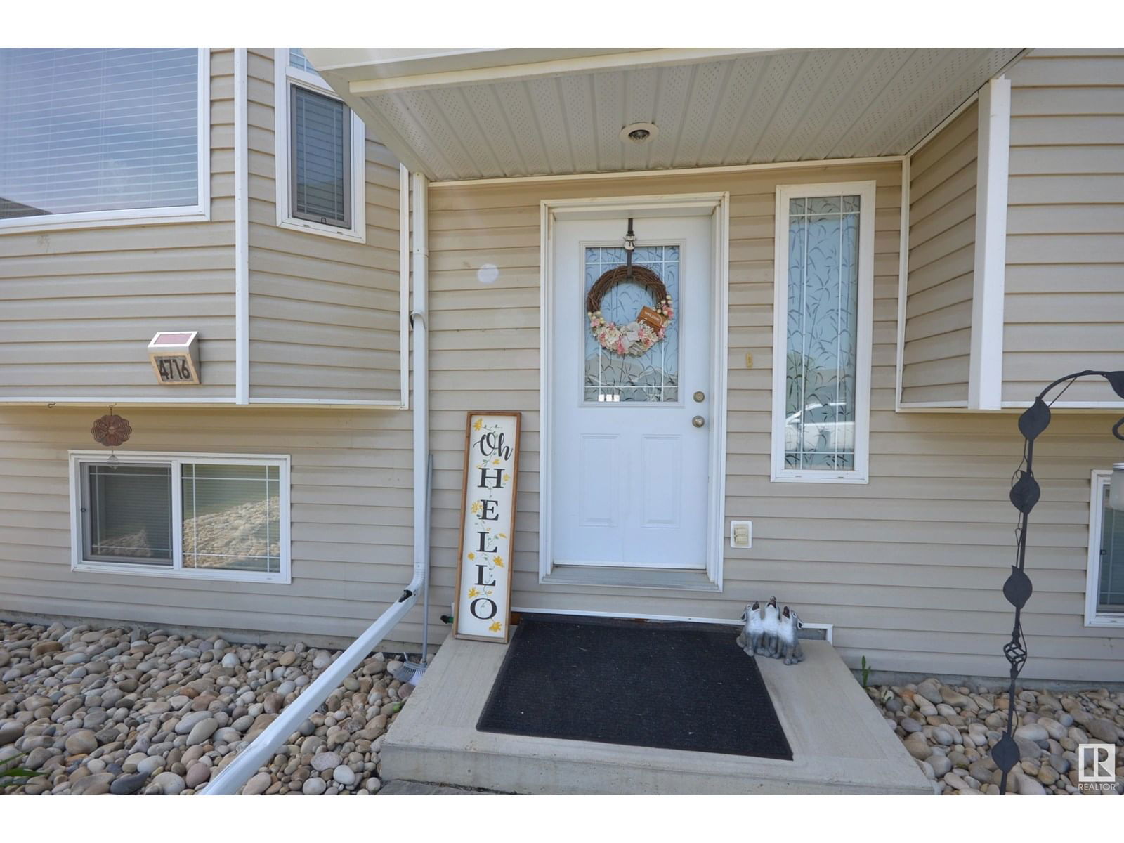 4716 39 ST Image 3