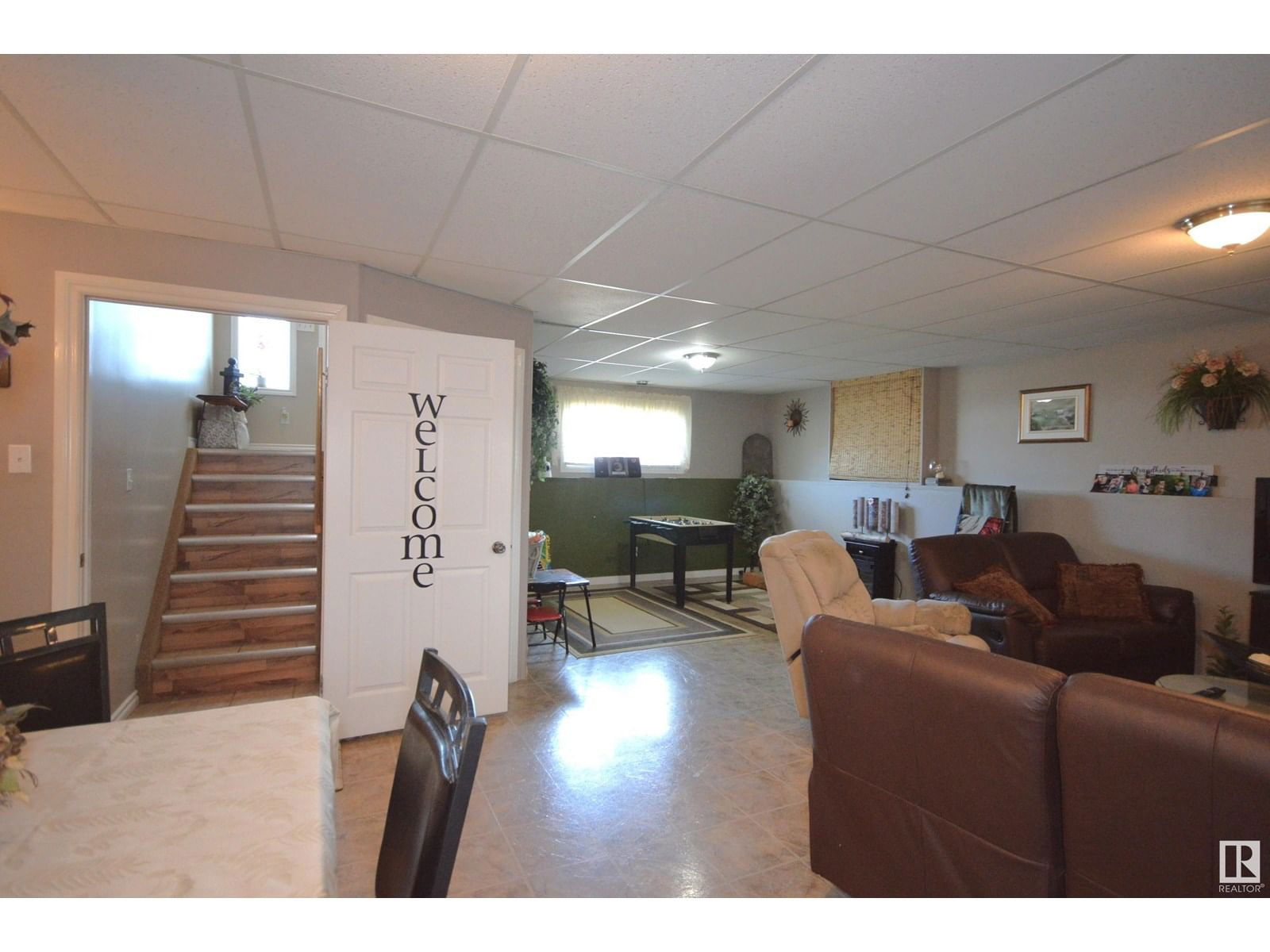 4716 39 ST Image 32