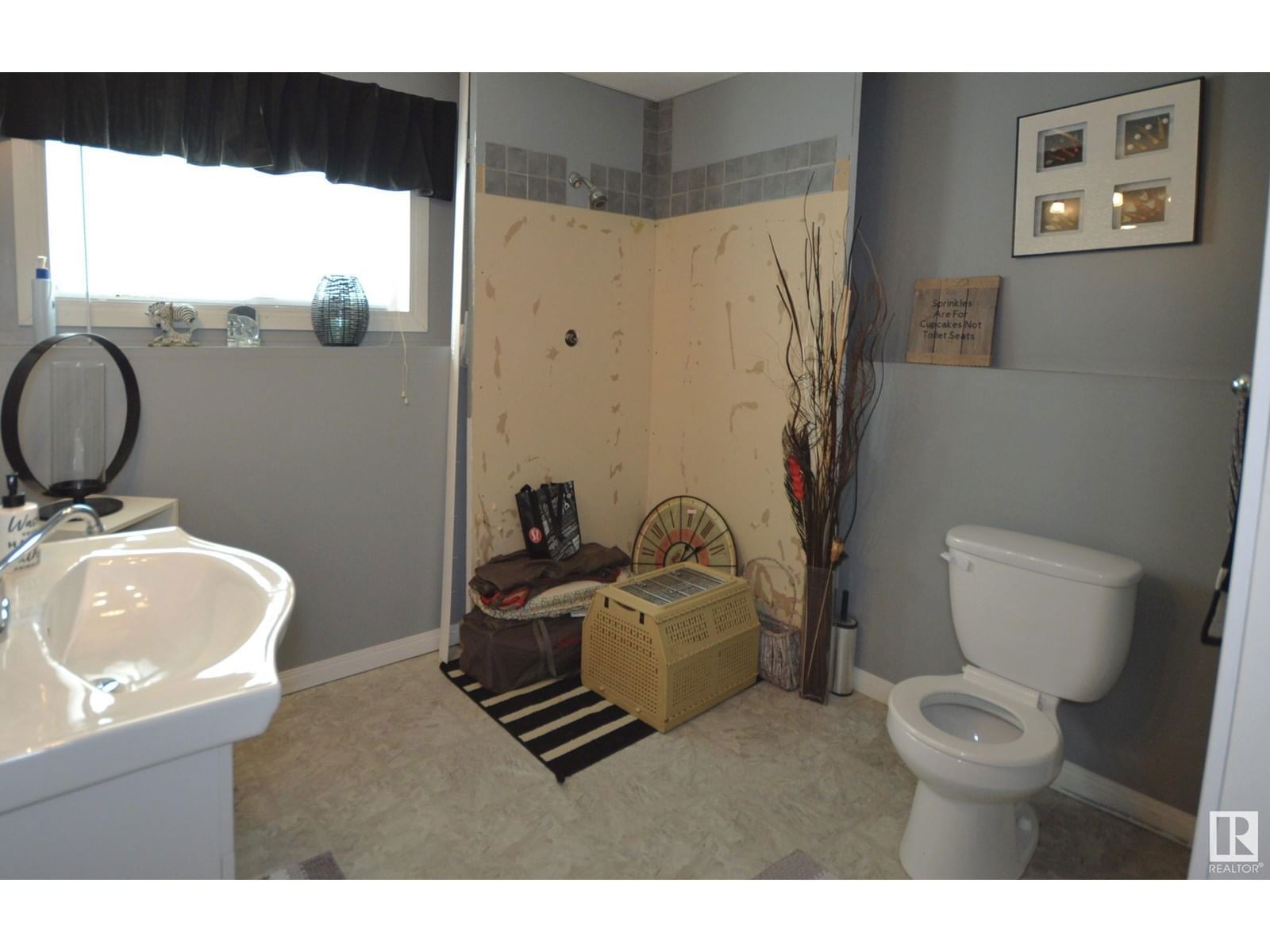 4716 39 ST Image 42