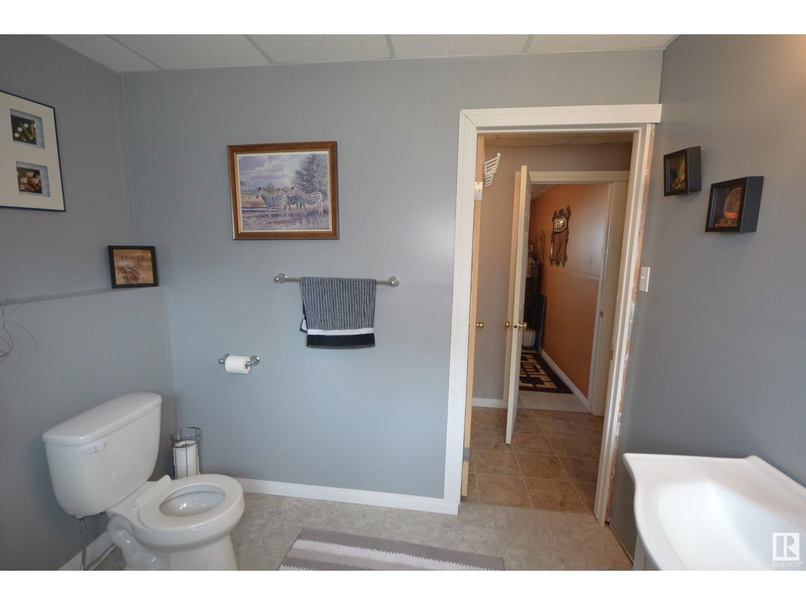 4716 39 ST Image 43