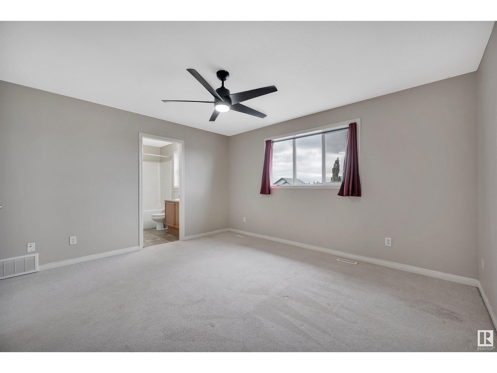 4611 160 AV Image 26