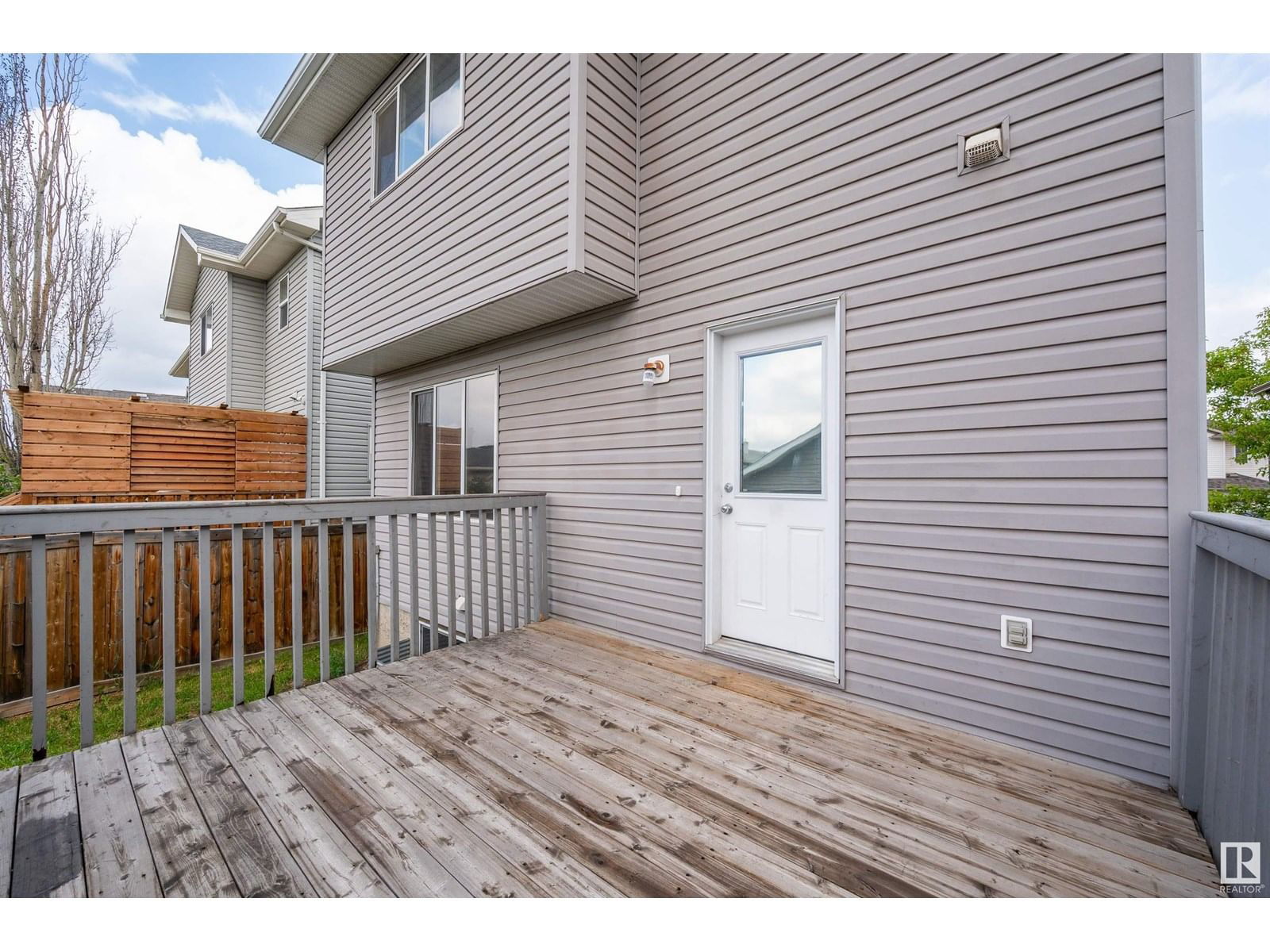 4611 160 AV Image 40
