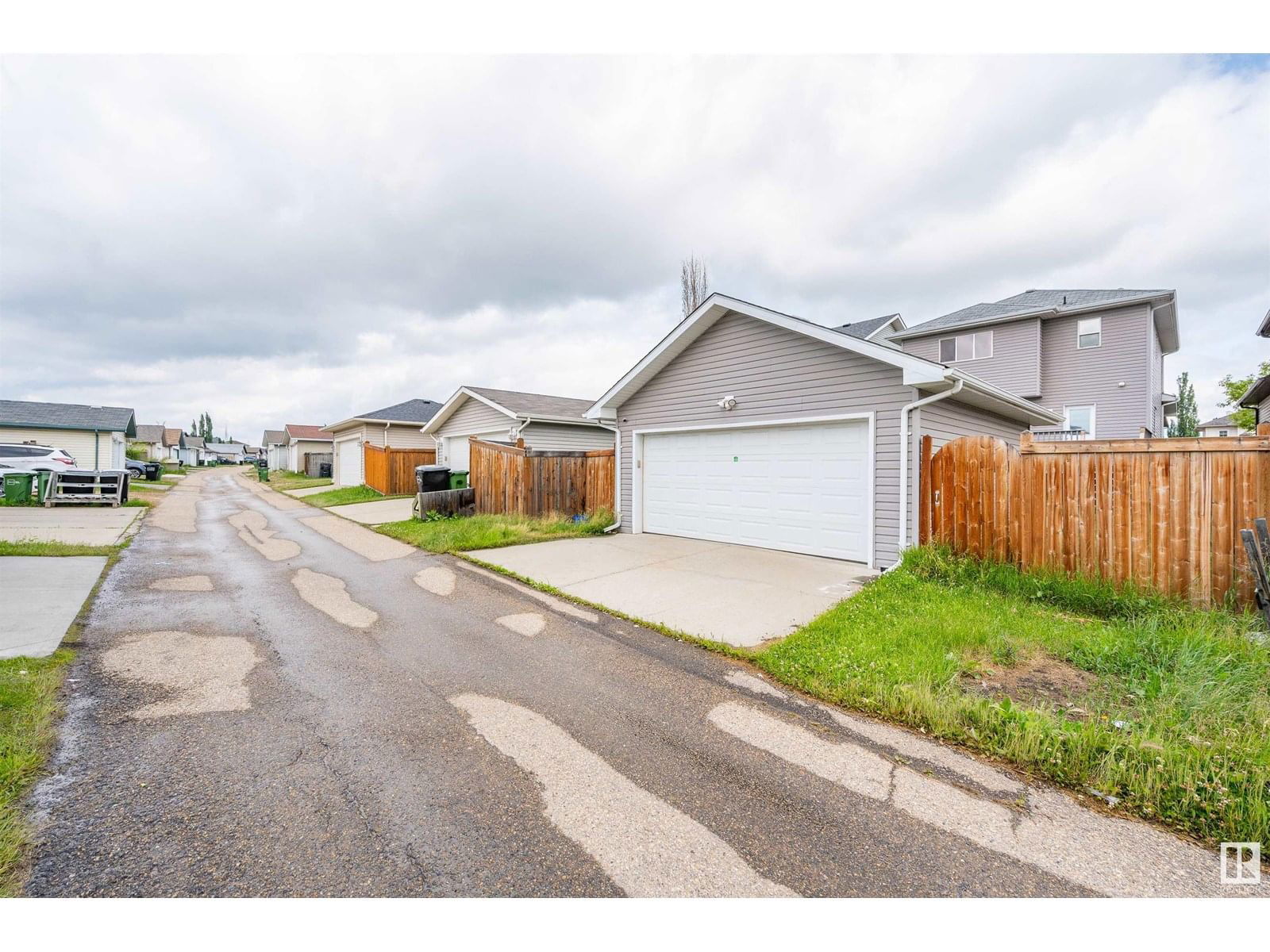 4611 160 AV Image 50