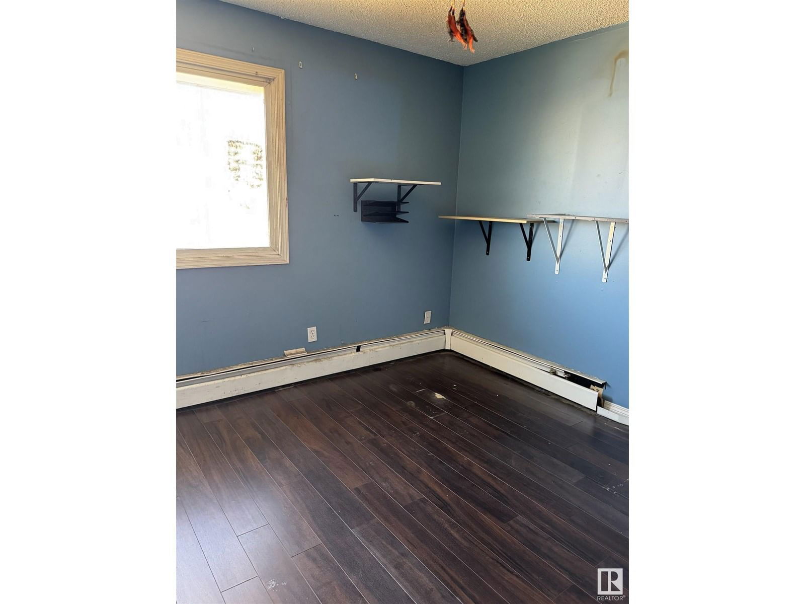 425 11217 103 AV Image 6