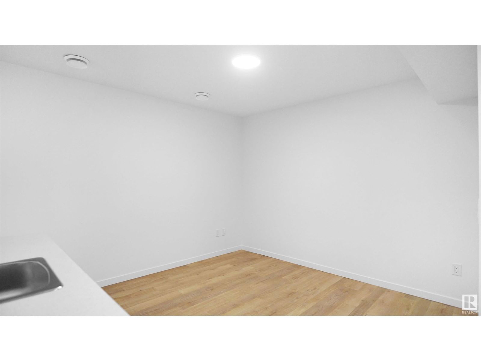 1271 KESWICK DR Image 31