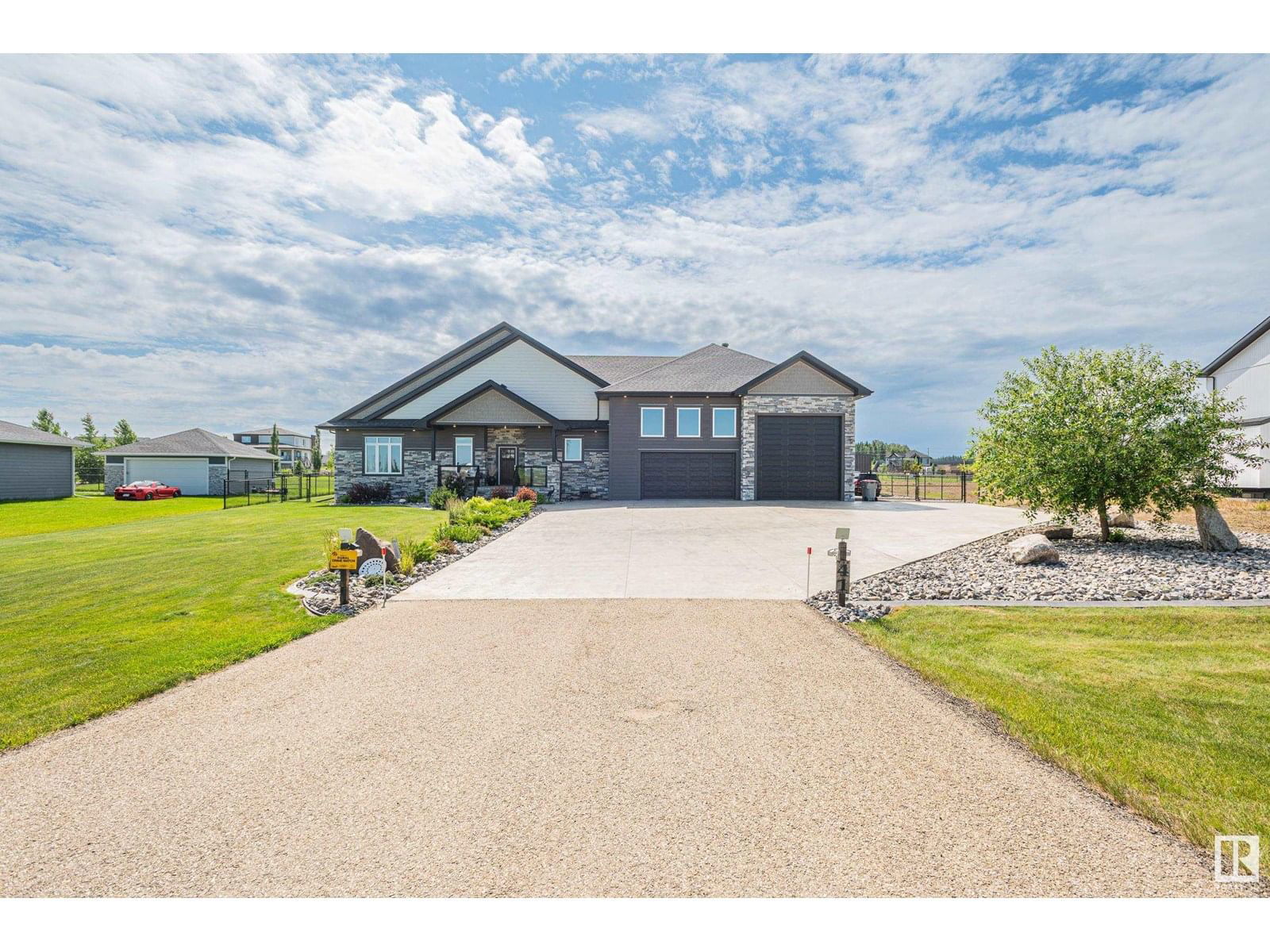 41 - 26409 TWP ROAD 532 A Image 1