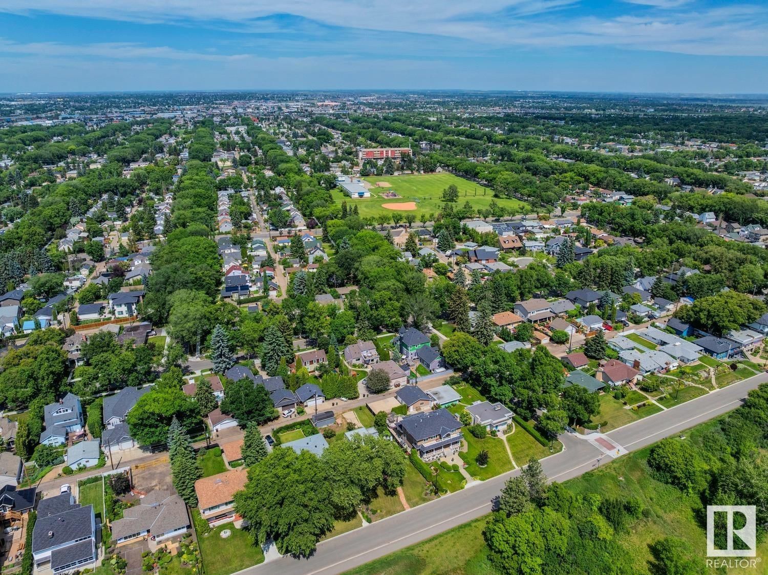 NW - 5525 111 AV Image 60