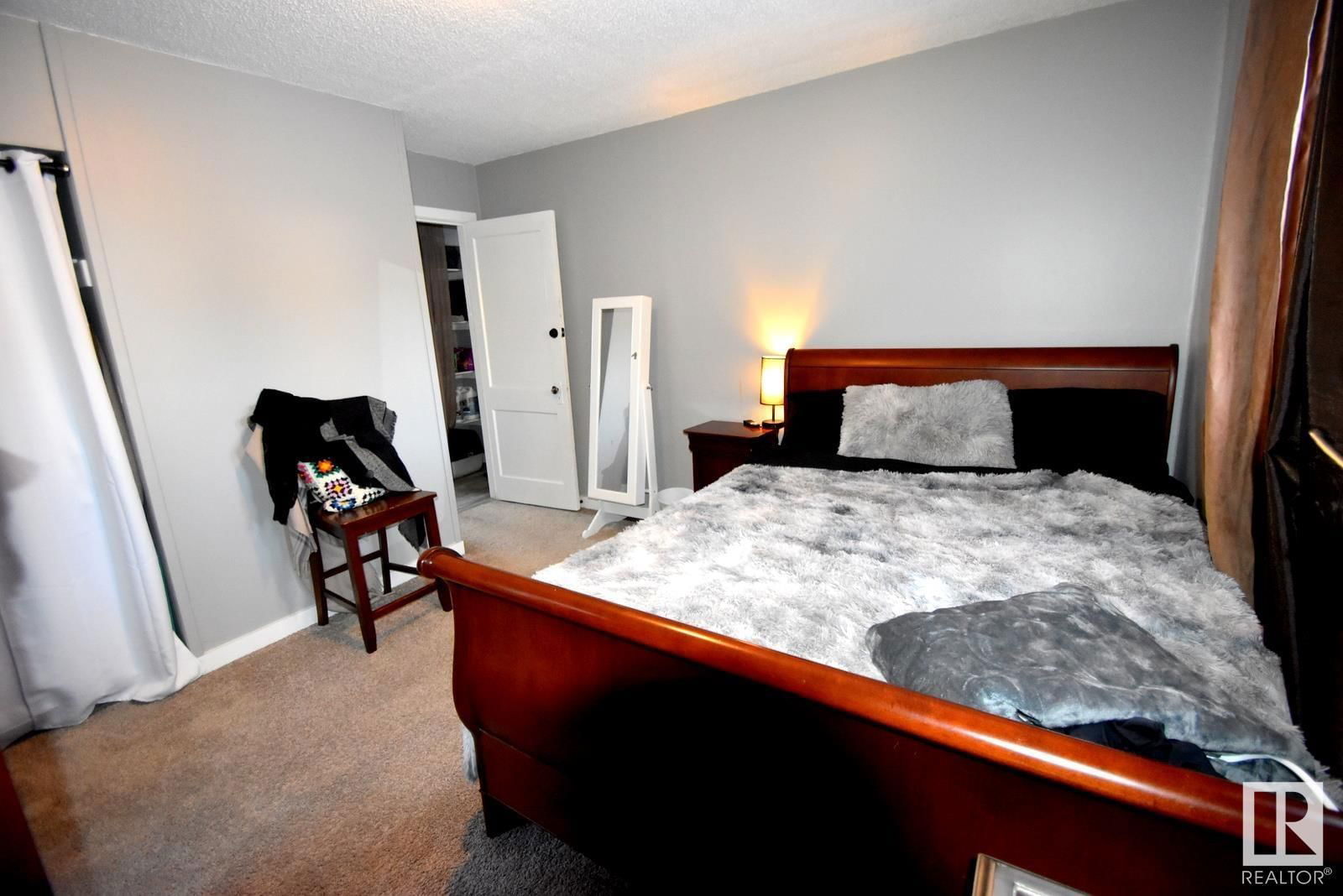 11544 88 ST Image 15