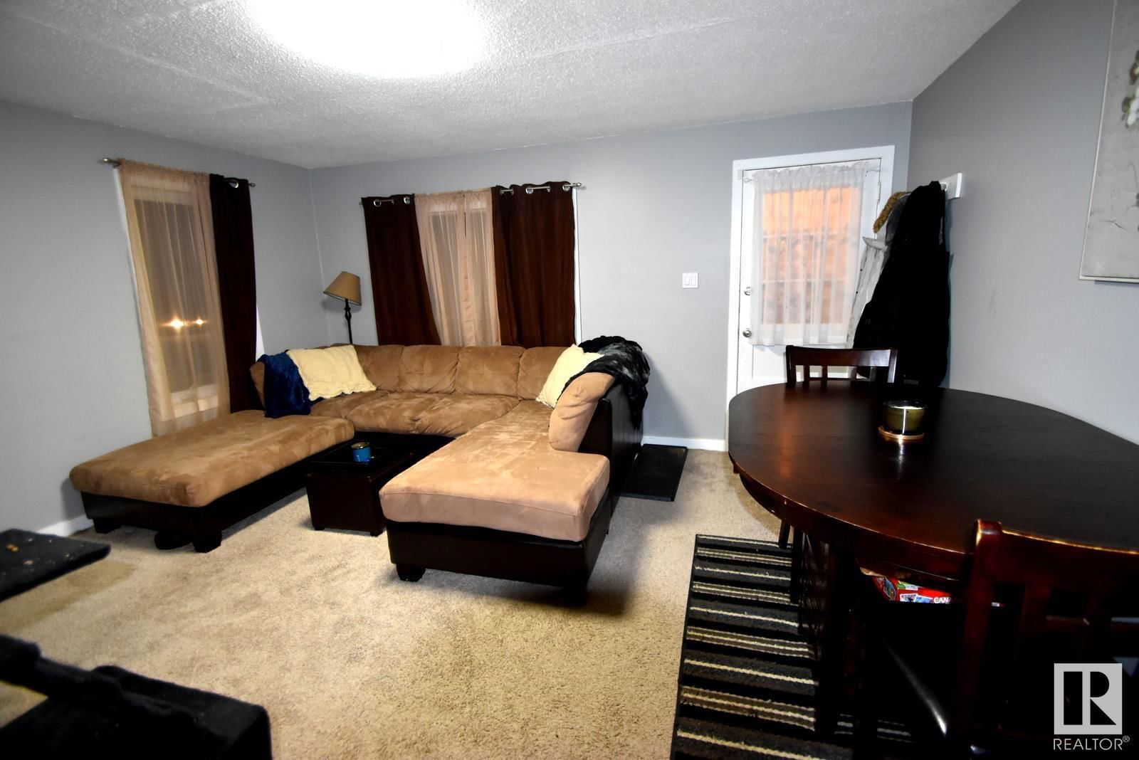 11544 88 ST Image 5