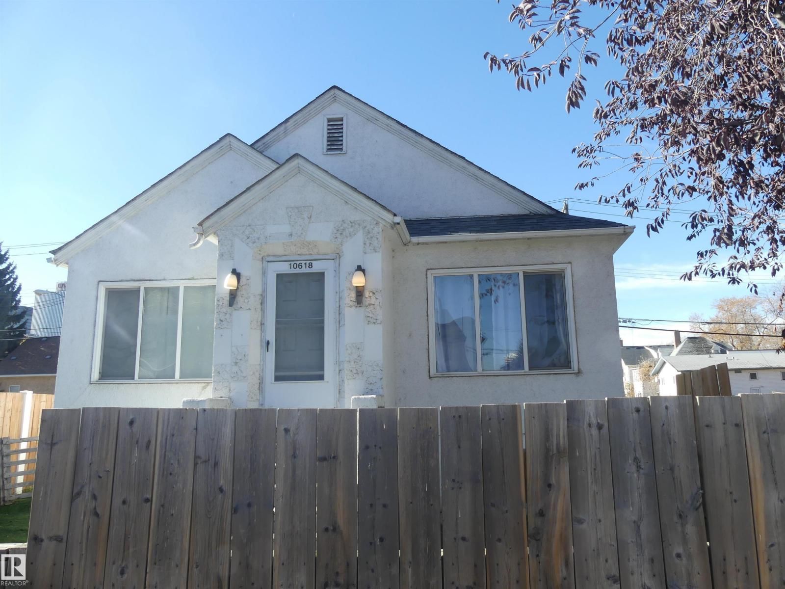 10618 96 ST, Edmonton, Alberta T5H 2J2