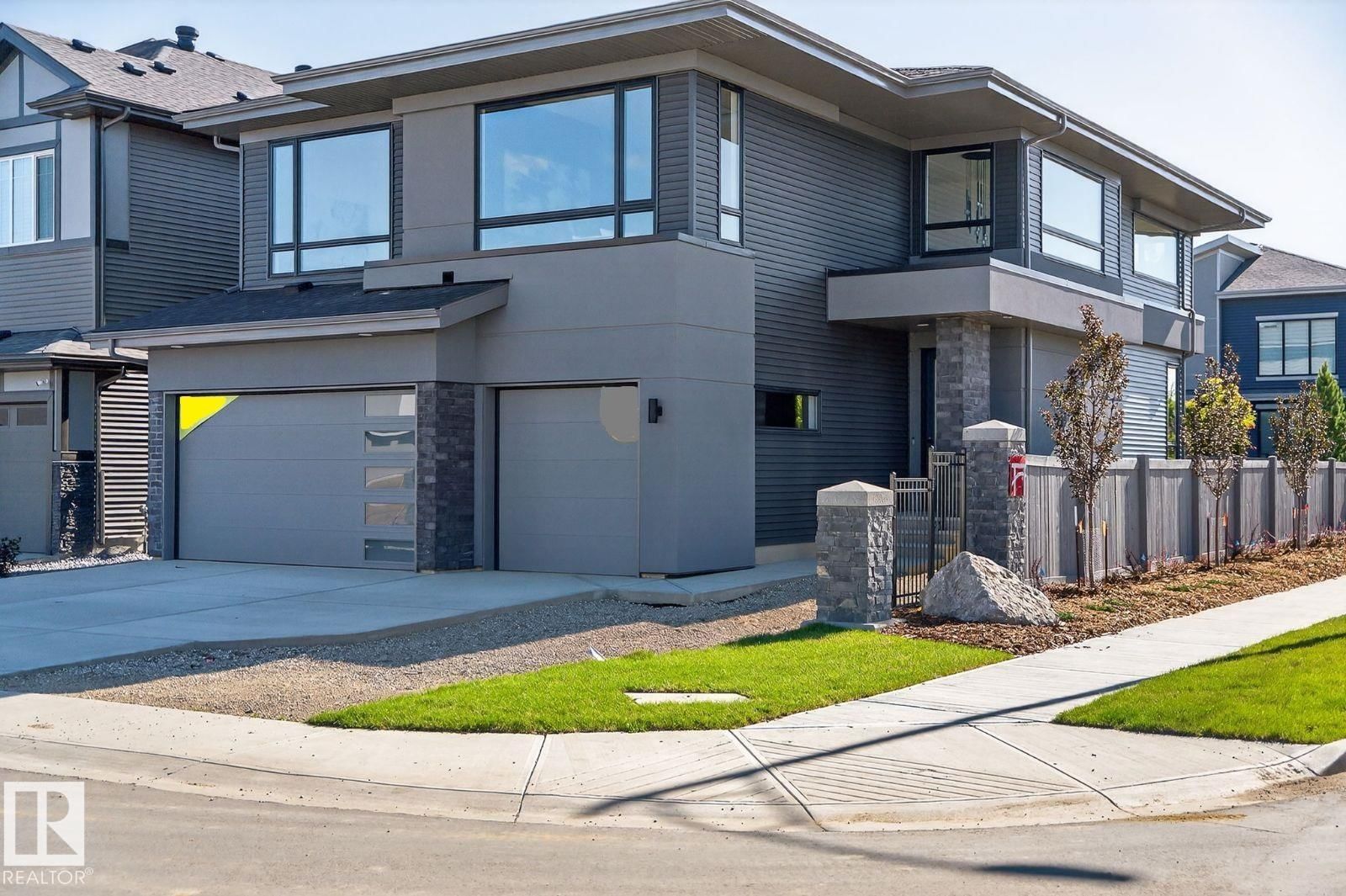 6703 KNOX CT, Edmonton, Alberta T6W 4Z9