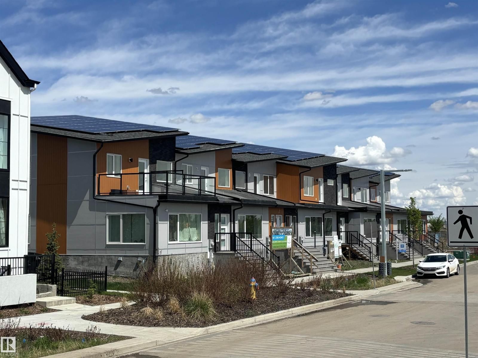 2748 BLATCHFORD RD, Edmonton, Alberta T5G 0W6