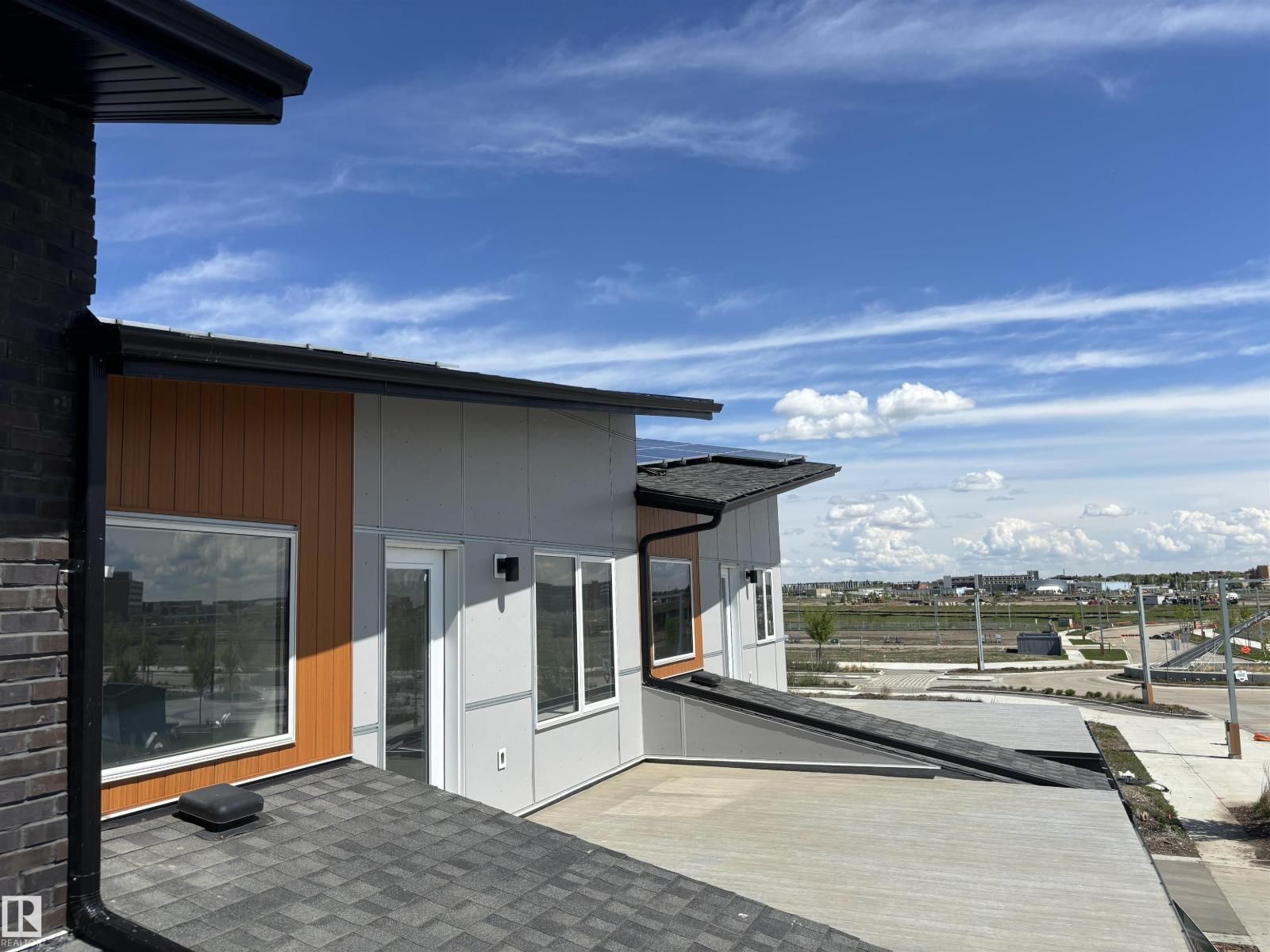 2750 BLATCHFORD RD, Edmonton, Alberta T5G 0W6