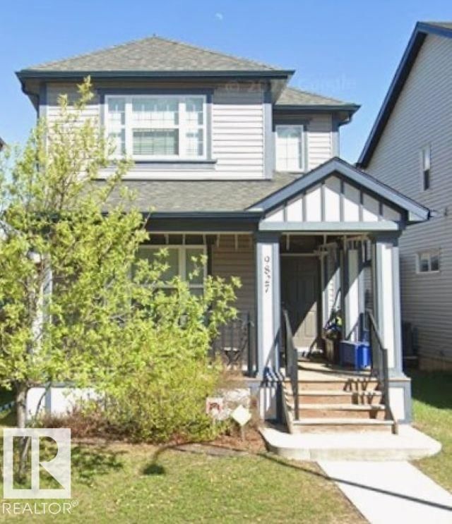 9827 220 ST, Edmonton, Alberta T5T 4M3