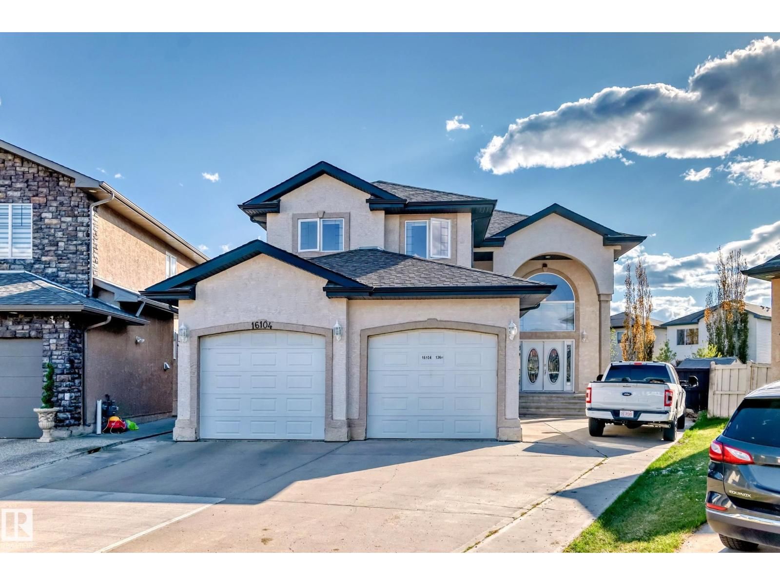 16104 136 ST, Edmonton, Alberta T5A 3V4
