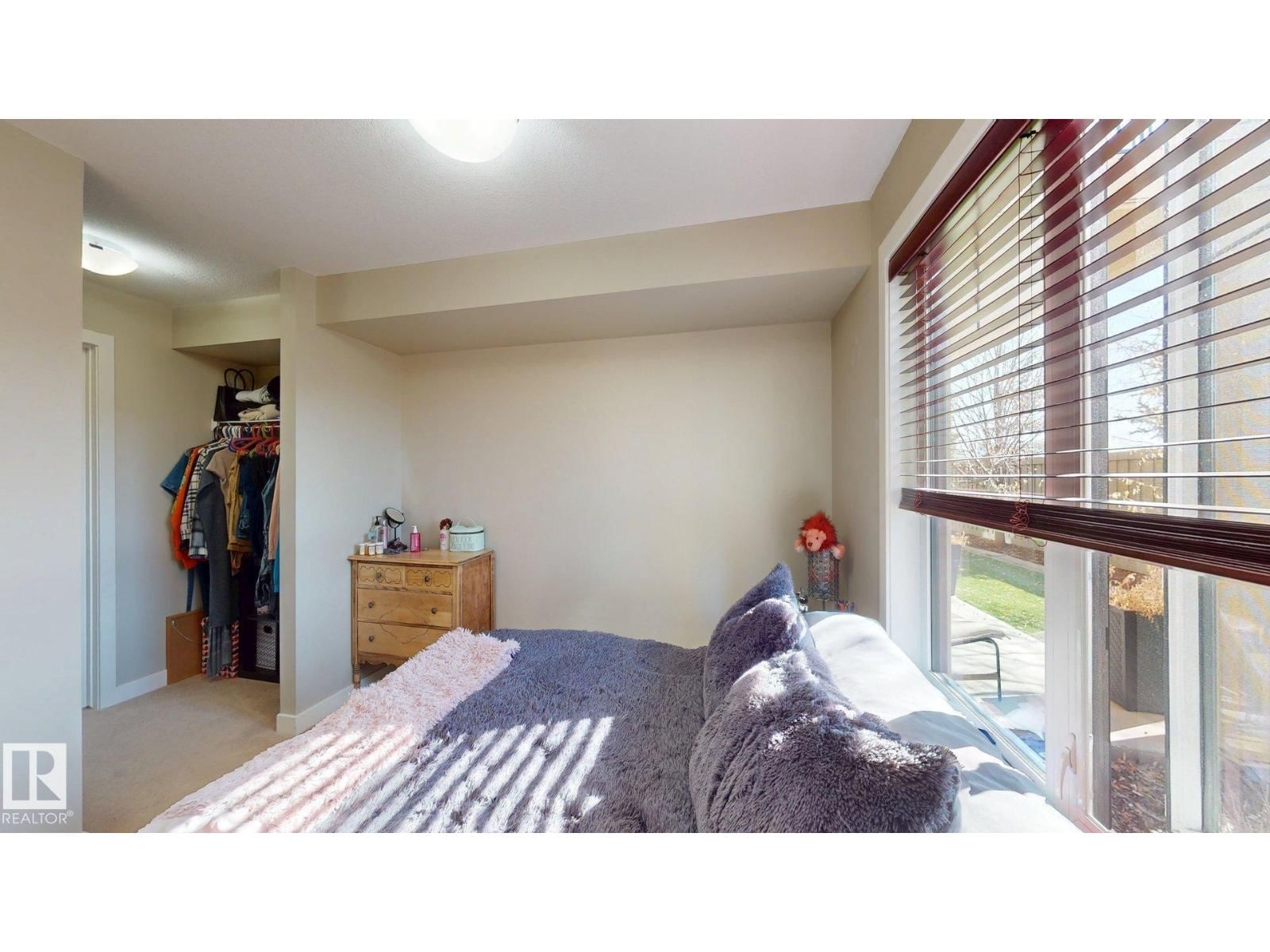 1031 - 109 173 ST Image 9