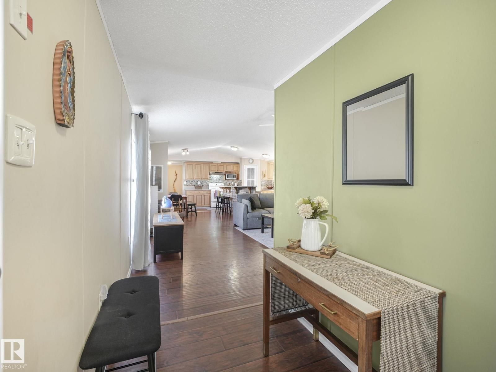 407 OAK WOOD CR Image 16