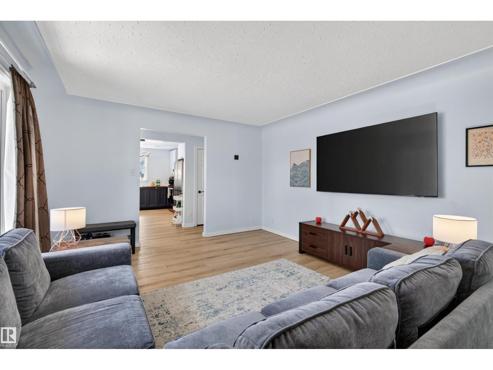 NW - 10366 148 ST Image 8