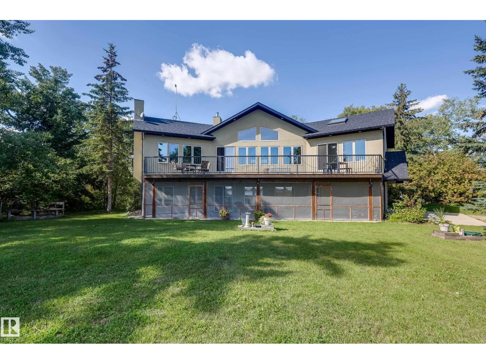 602 Pheasant CL, Rural Camrose County, Alberta T0B 0H0