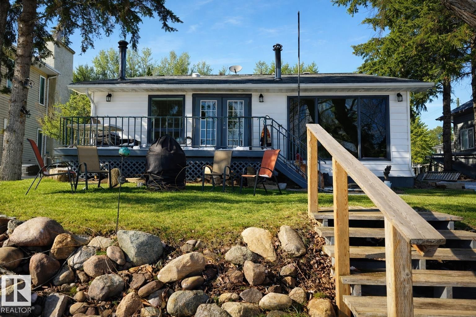 707 7 ST, Rural Lac Ste. Anne County, Alberta T0E 1V0