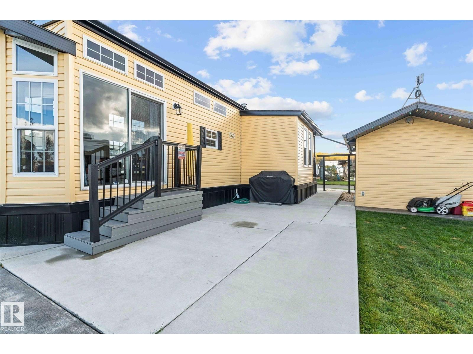 524 - 53126 RGE ROAD 70 Image 34