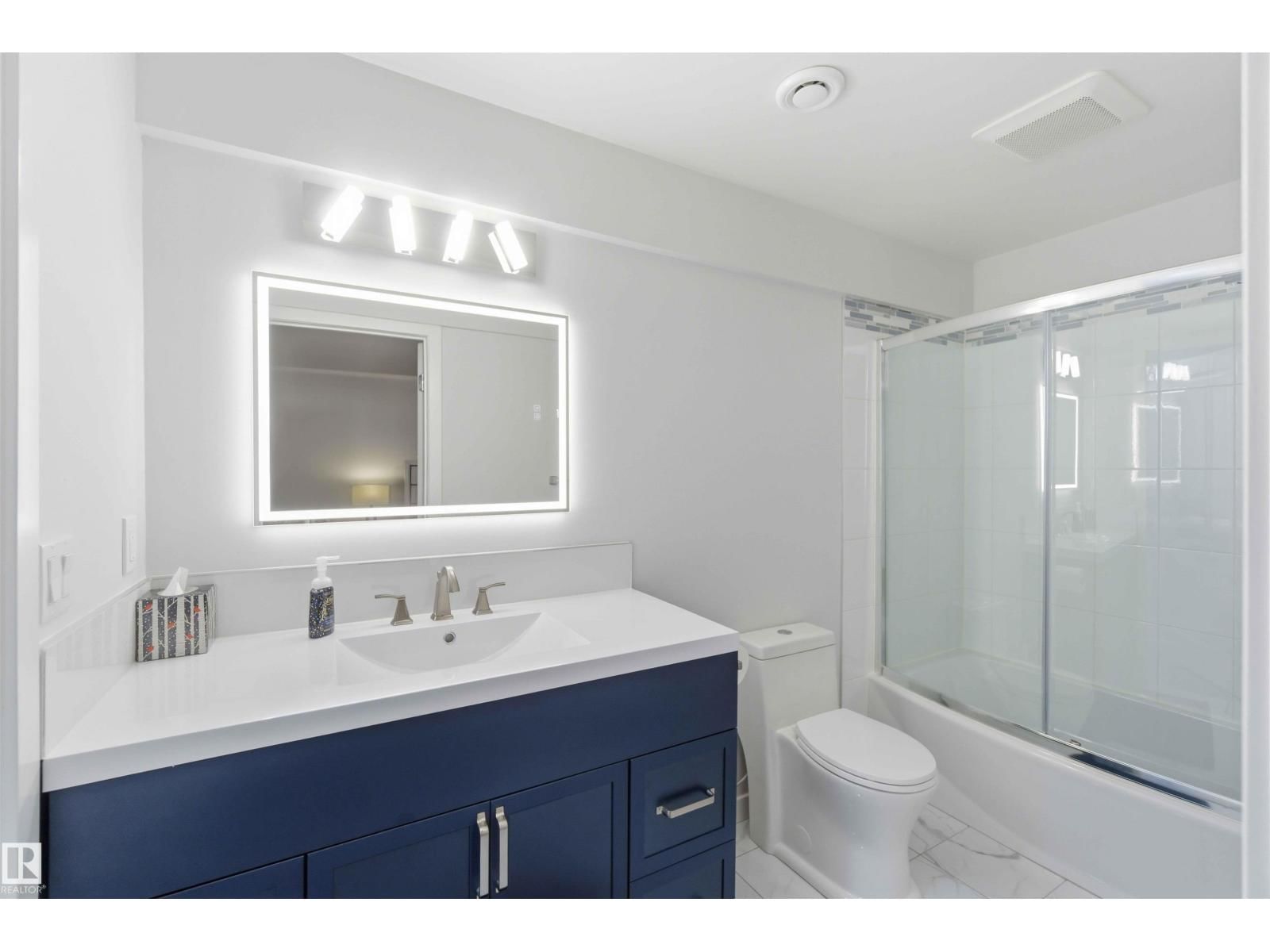 1 COLONIAL CL Image 56