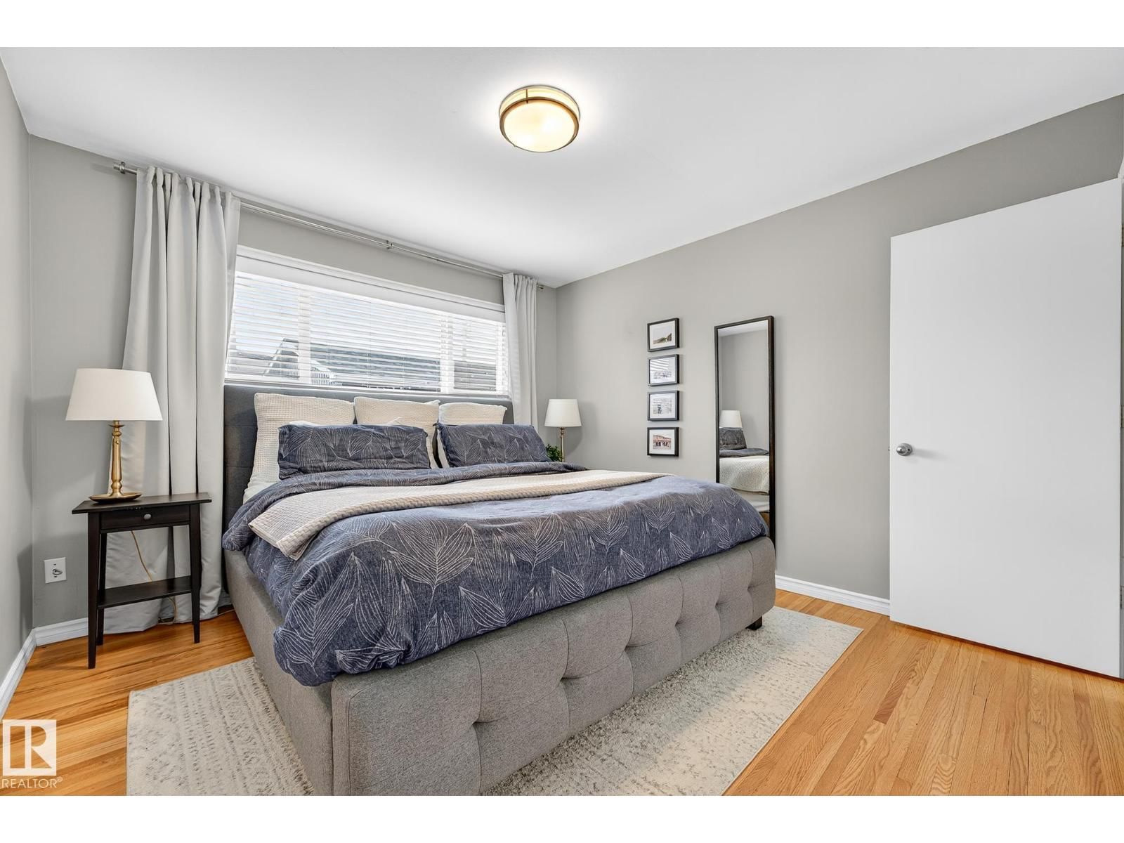 15701 92A AV Image 19