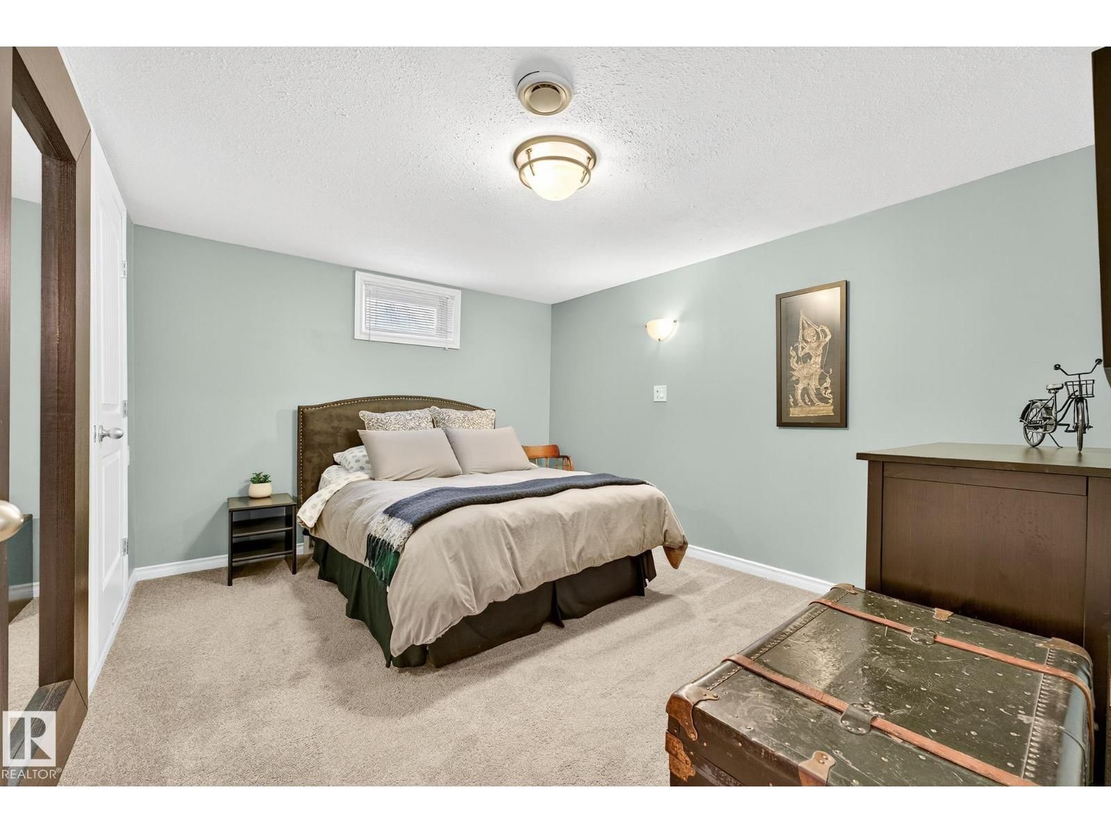 15701 92A AV Image 33